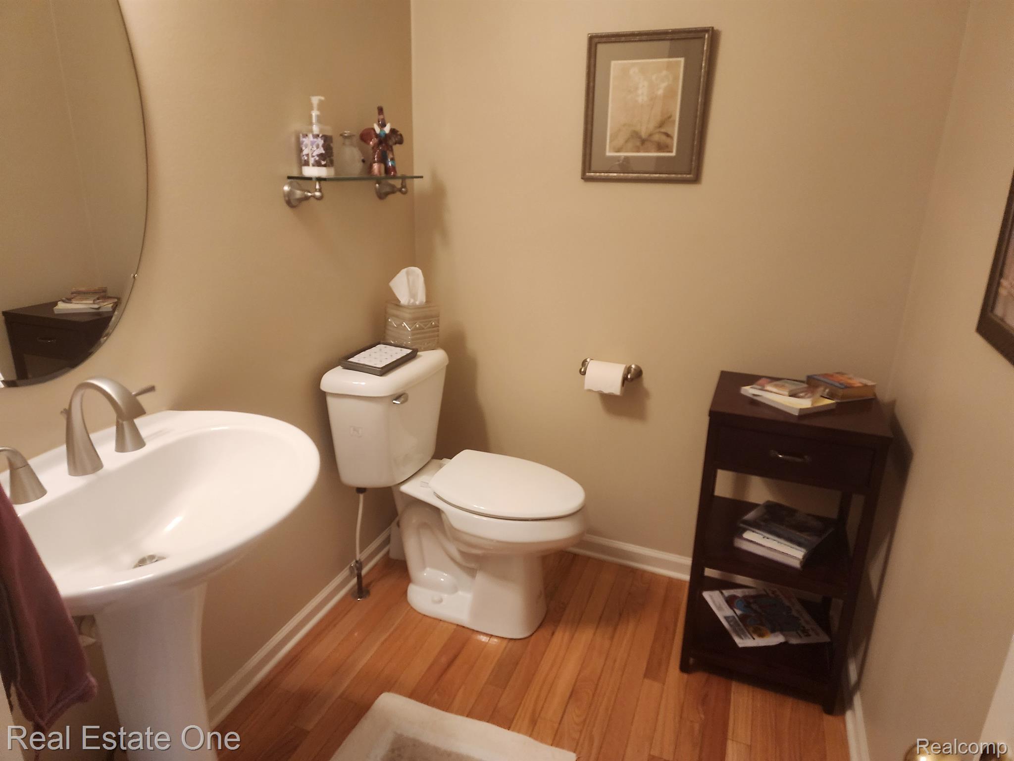 3402 HARBOURS Boulevard 52