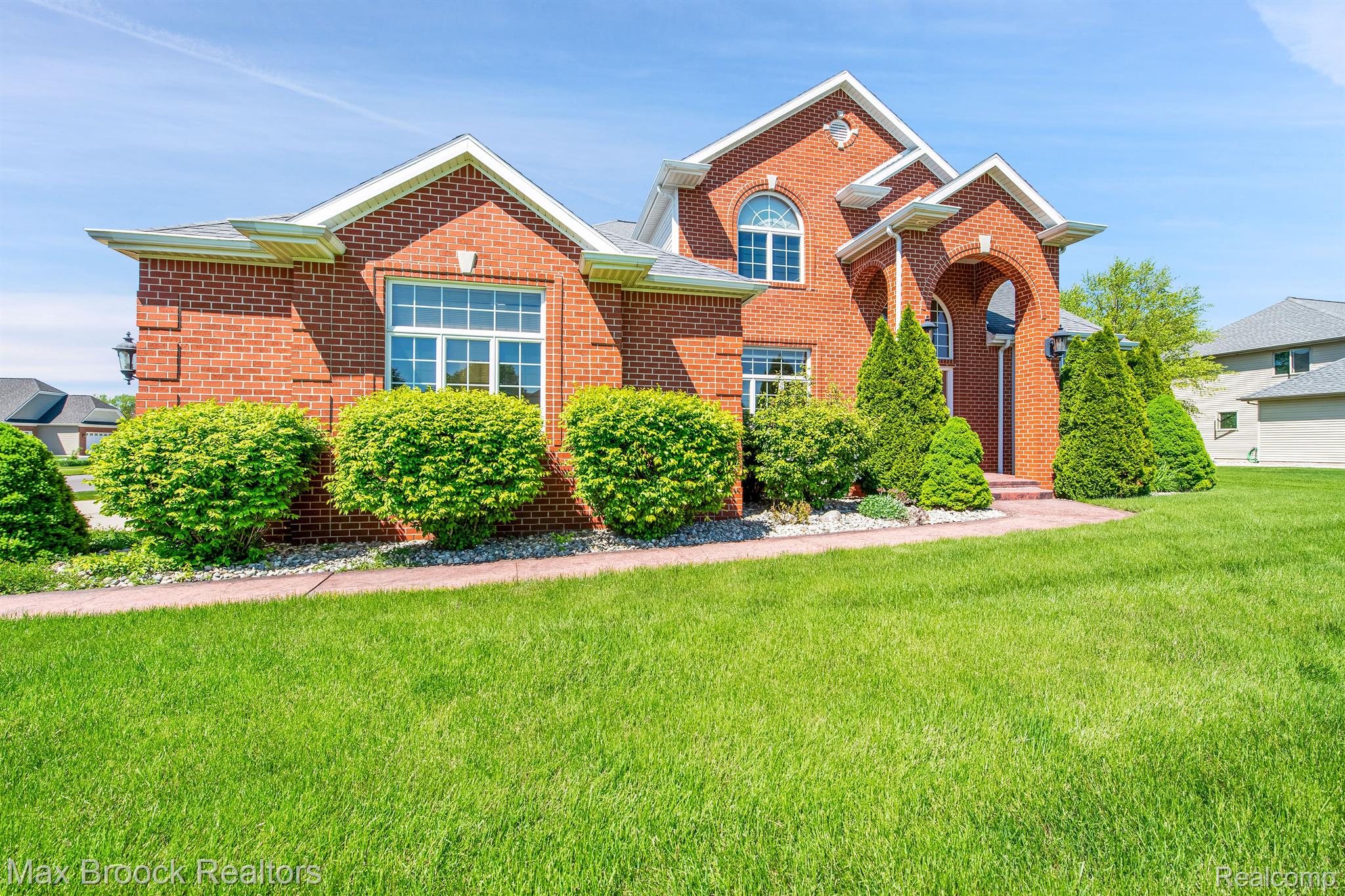 10820 IRELAND Drive