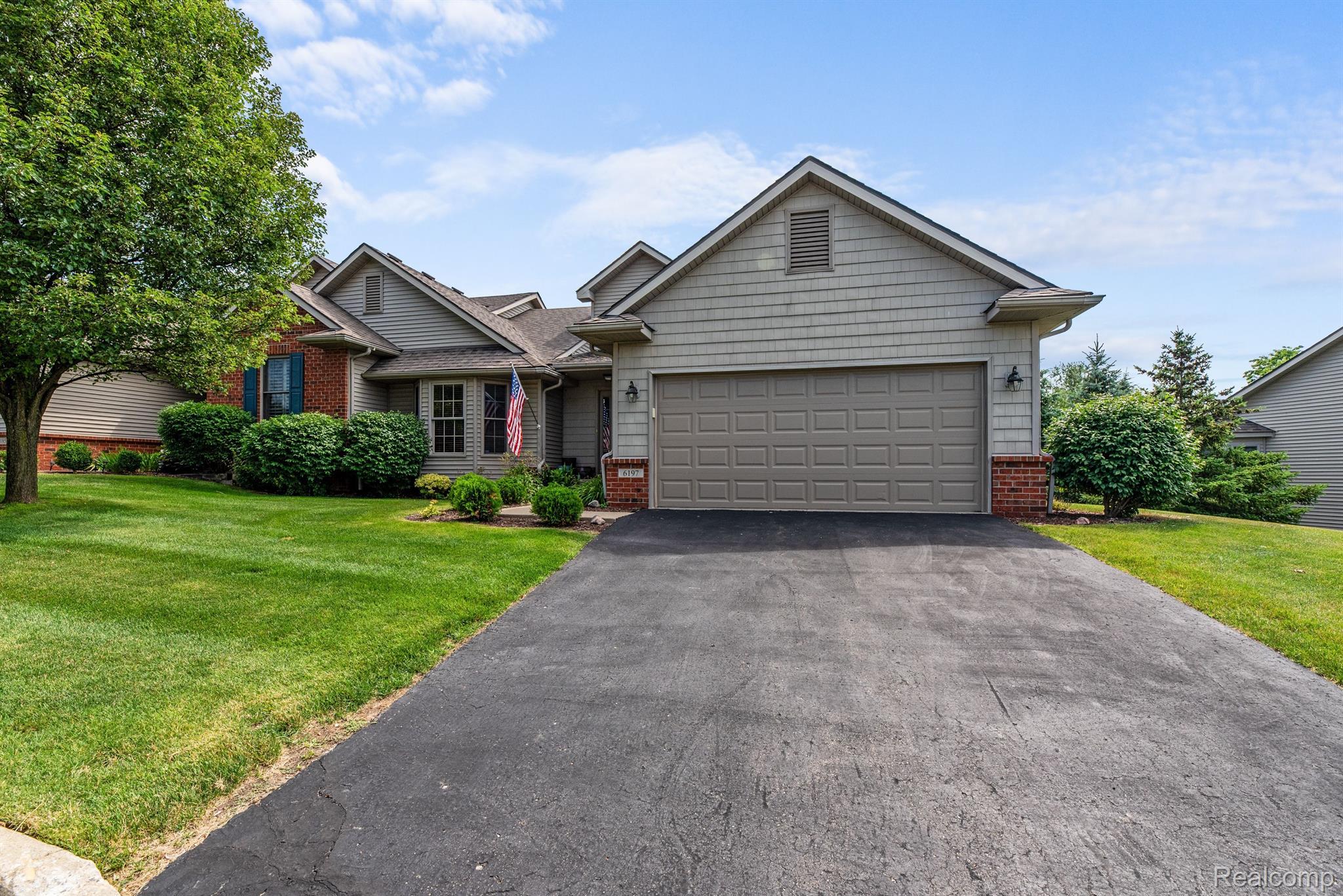 6197 MOUNTAIN LAUREL Drive