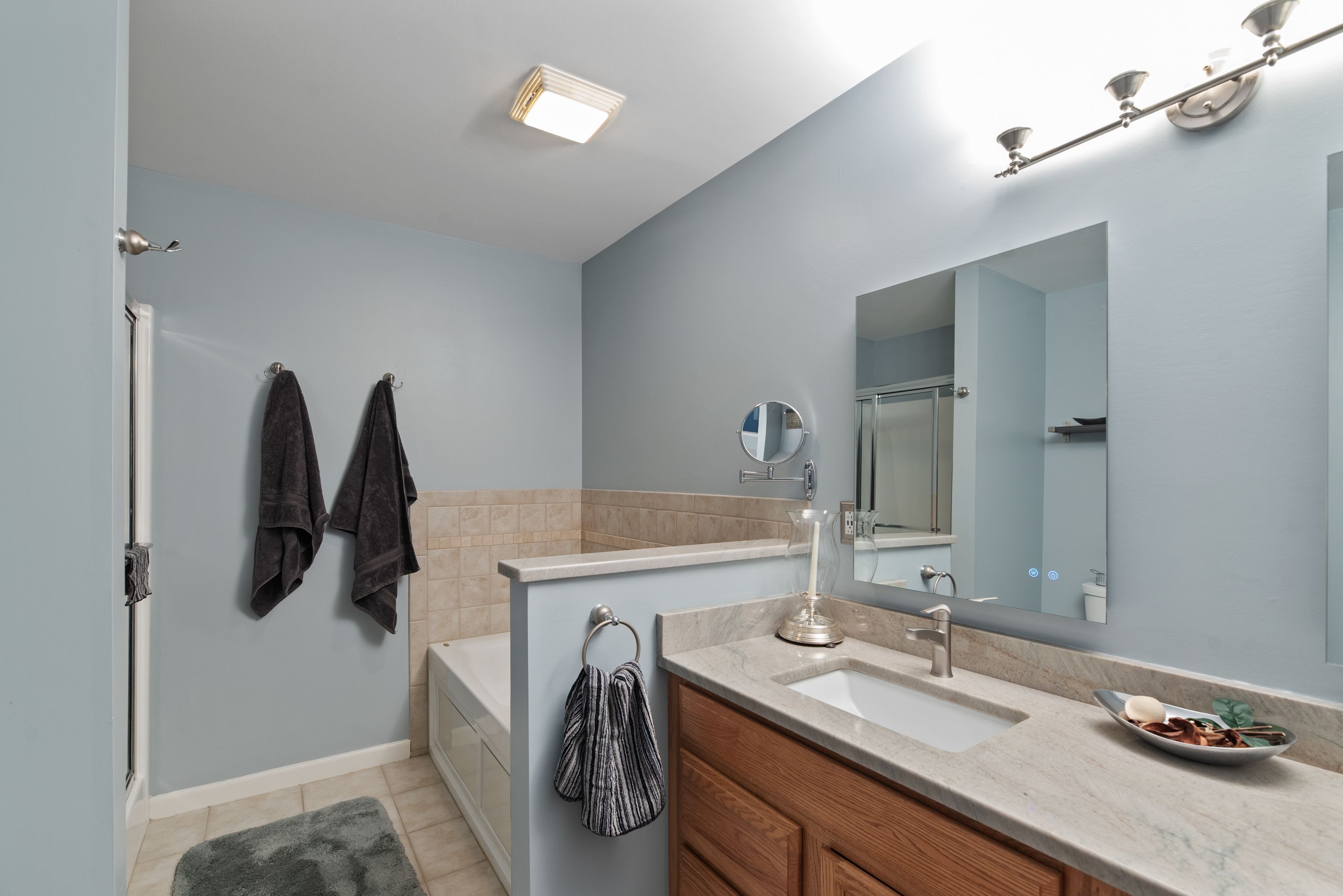 6197 MOUNTAIN LAUREL Drive