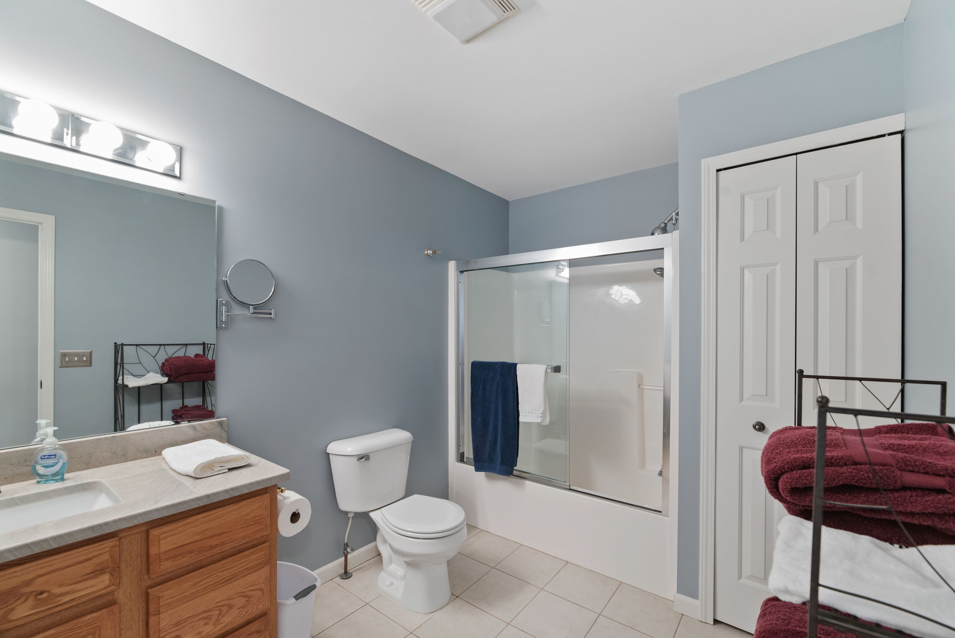 6197 MOUNTAIN LAUREL Drive