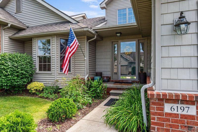 6197 MOUNTAIN LAUREL Drive