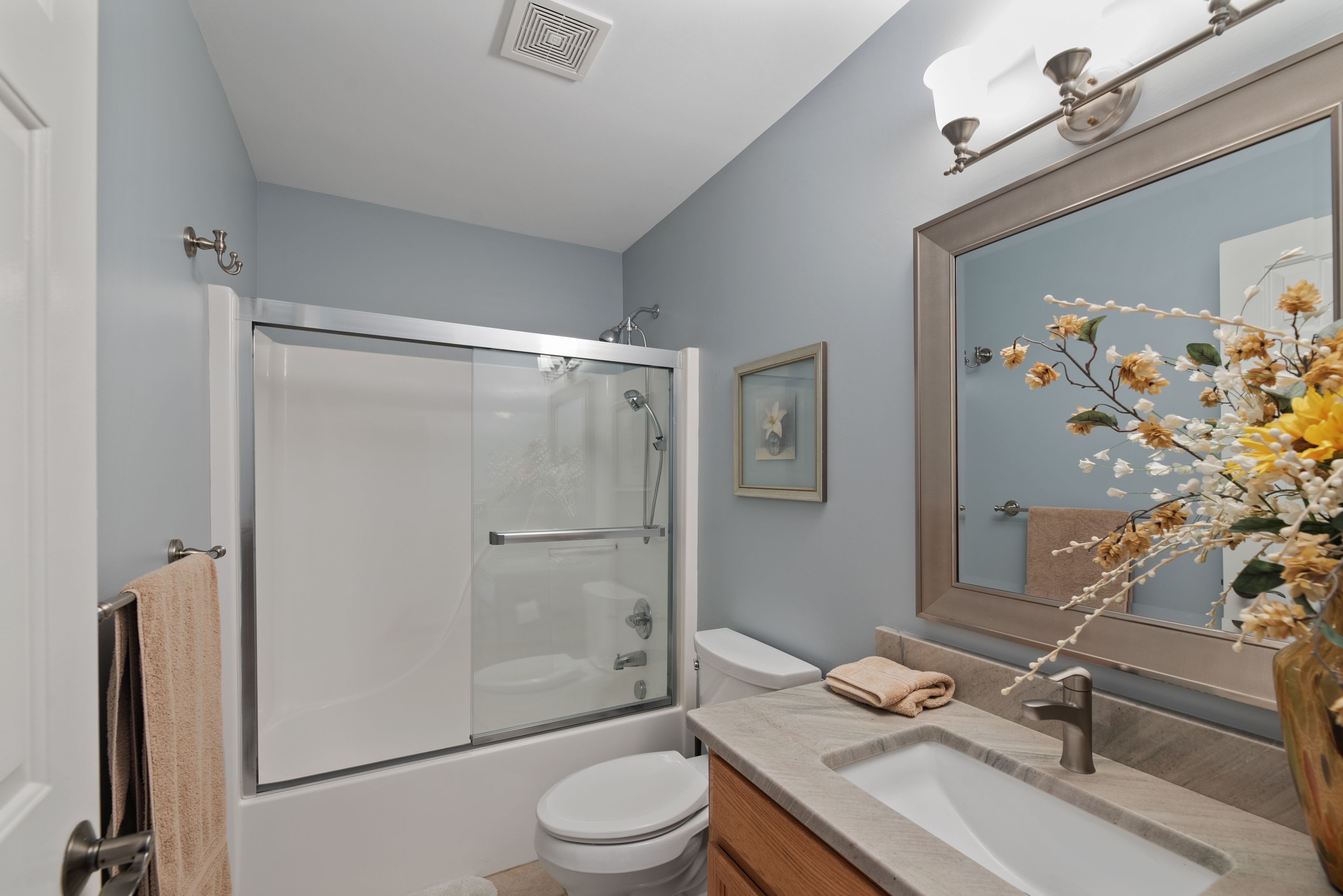 6197 MOUNTAIN LAUREL Drive