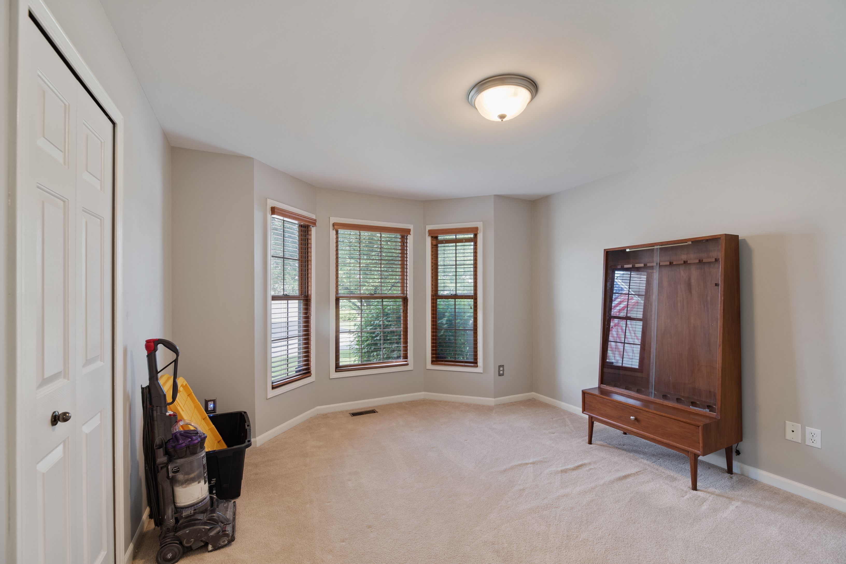 6197 MOUNTAIN LAUREL Drive