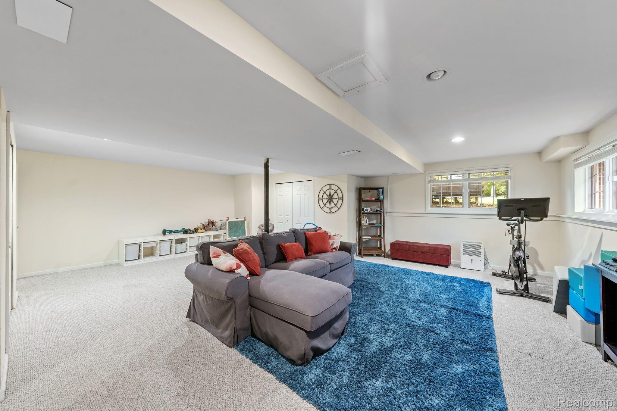 3438 LAKEWOOD SHORES Drive