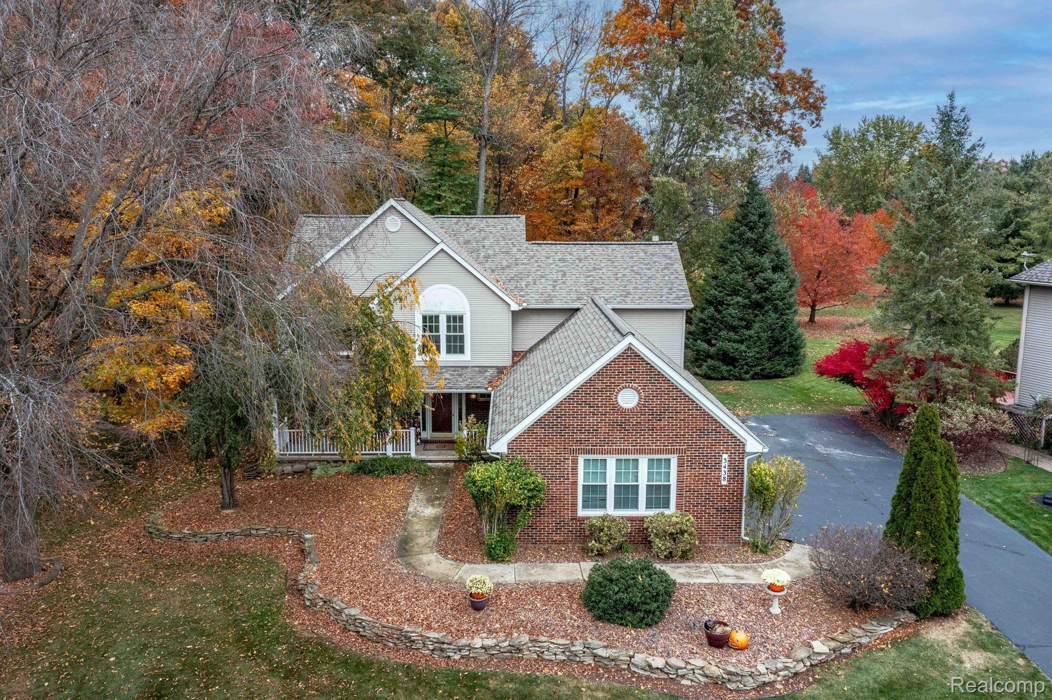 3438 LAKEWOOD SHORES Drive