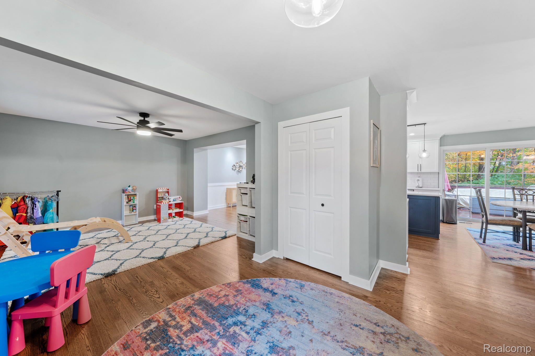 3438 LAKEWOOD SHORES Drive