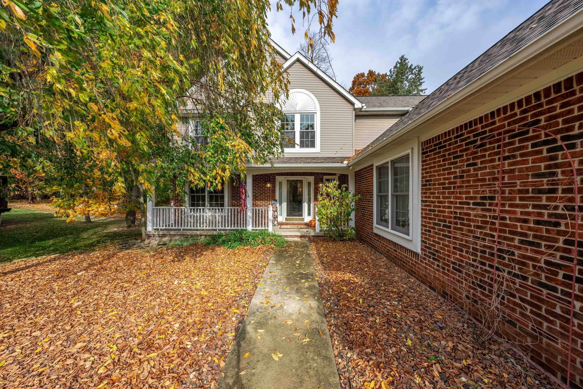 3438 LAKEWOOD SHORES Drive