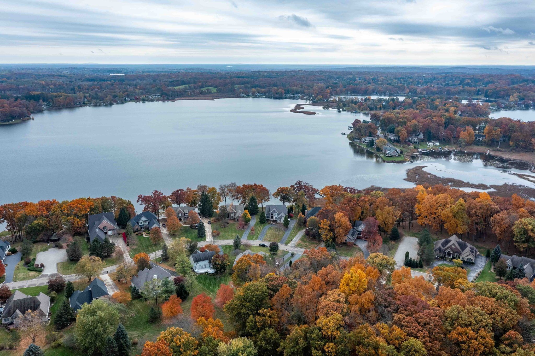3438 LAKEWOOD SHORES Drive