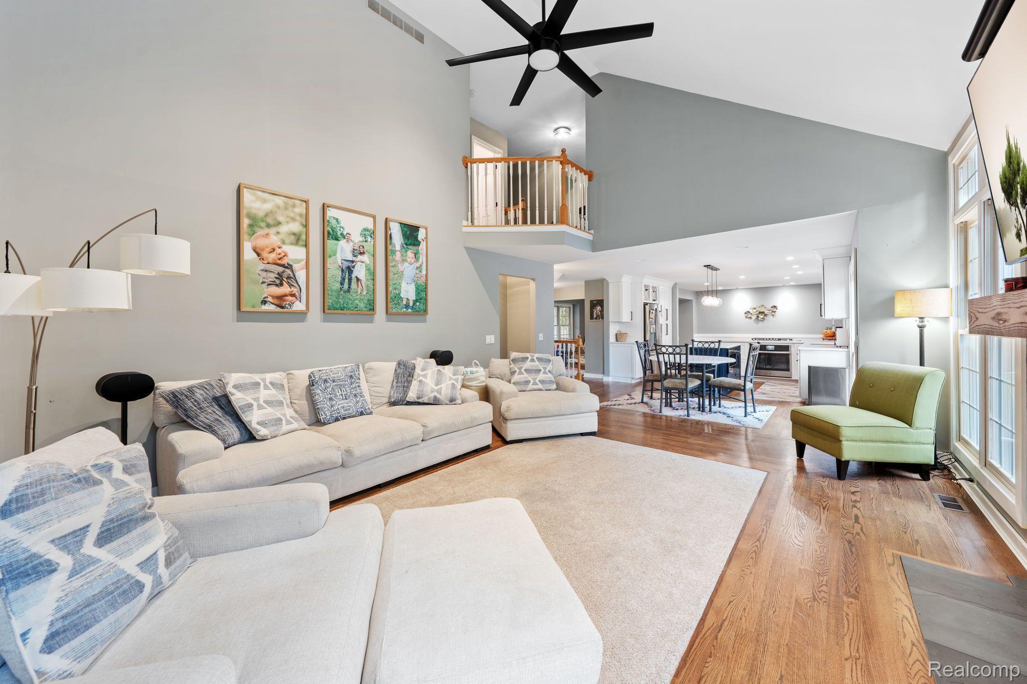 3438 LAKEWOOD SHORES Drive