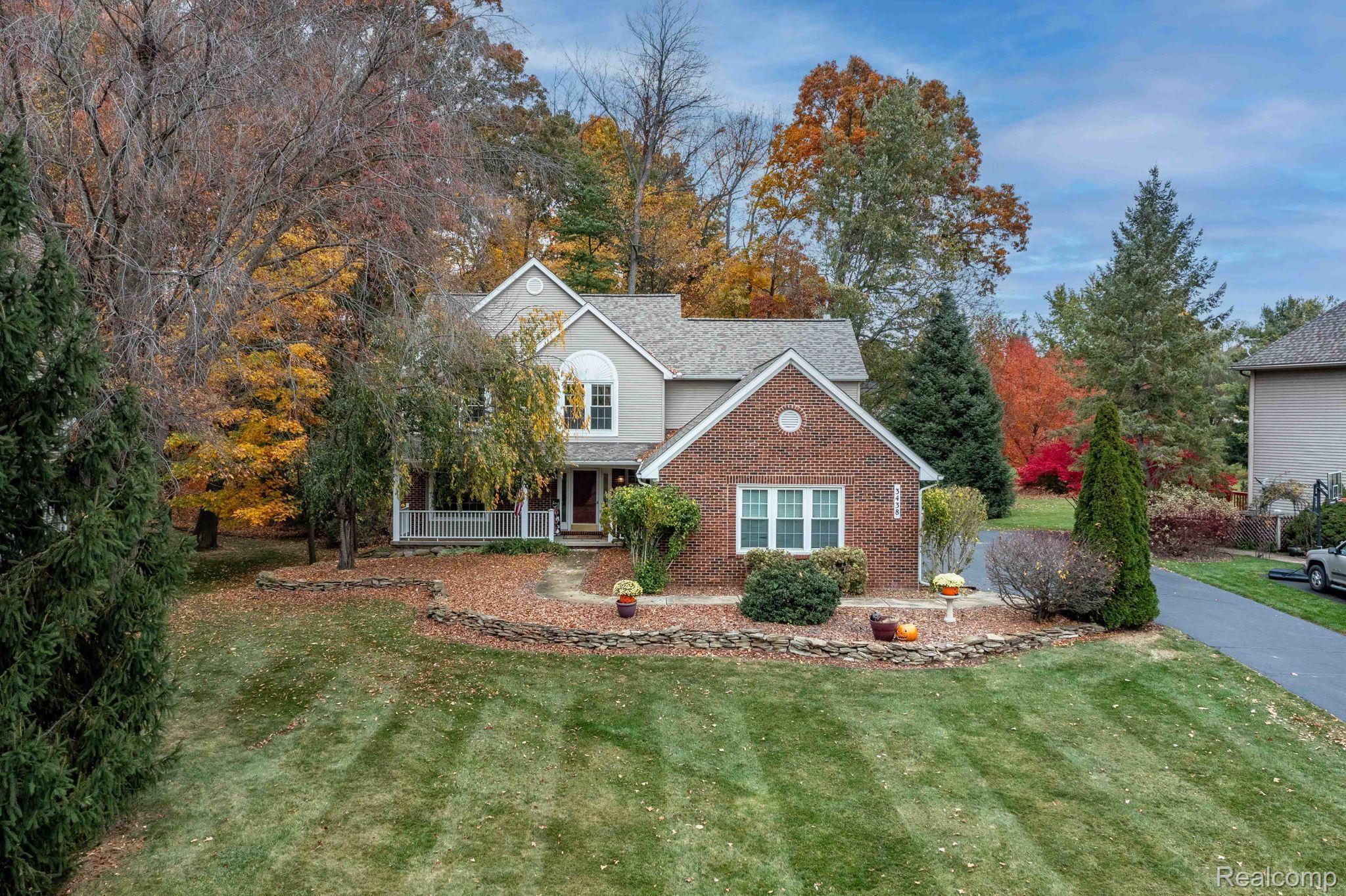 3438 LAKEWOOD SHORES Drive