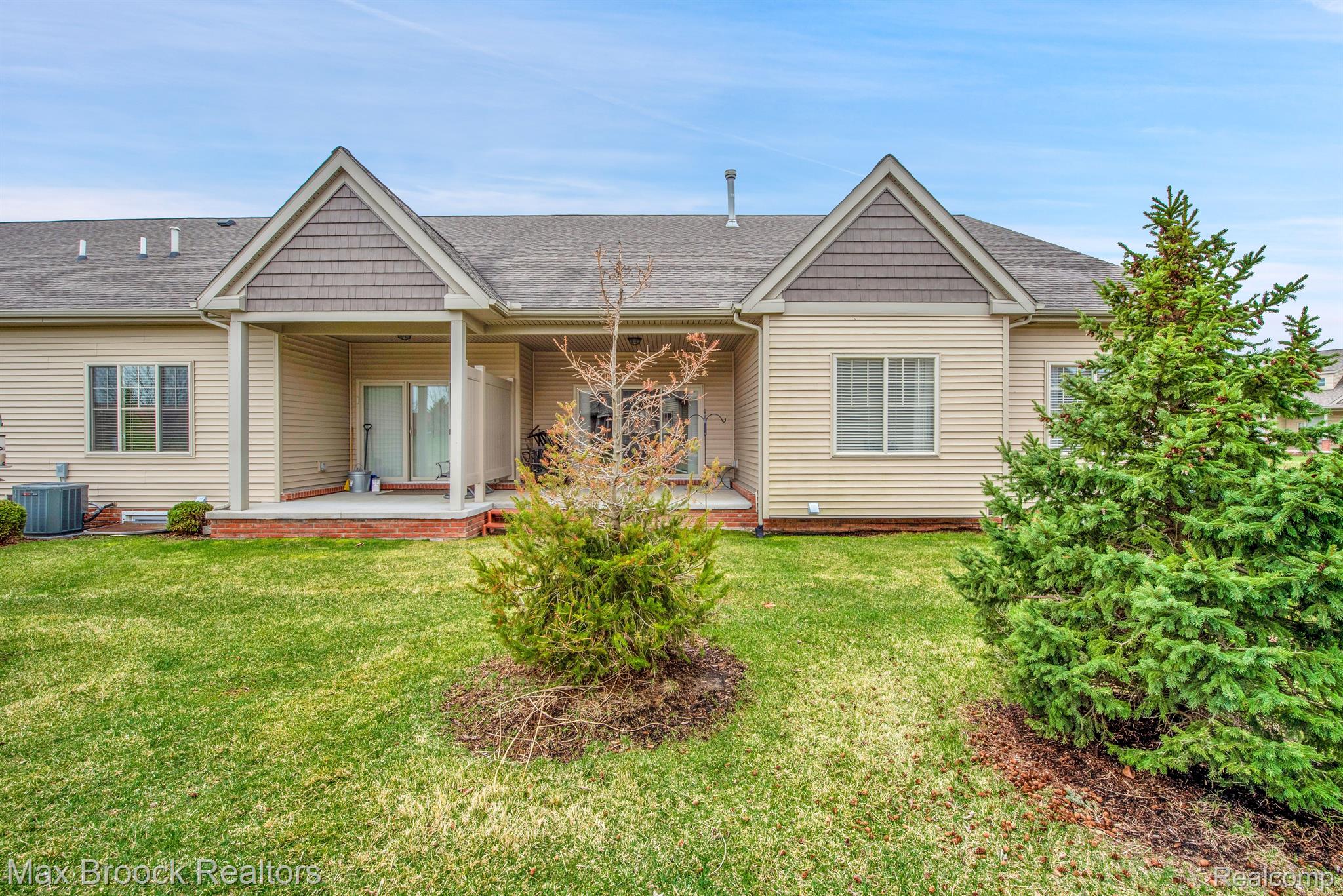 259 VICTORIA Drive