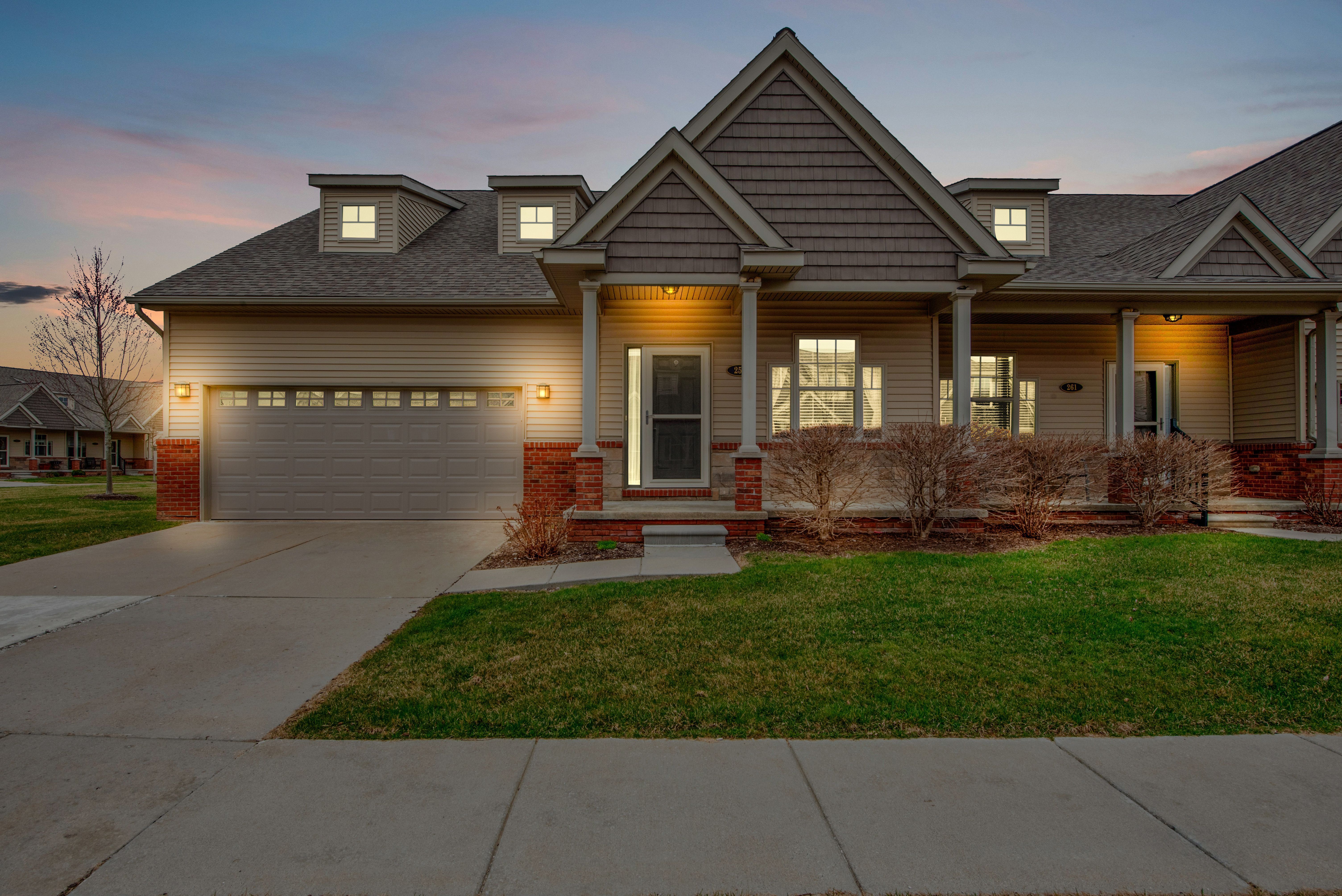 259 VICTORIA Drive