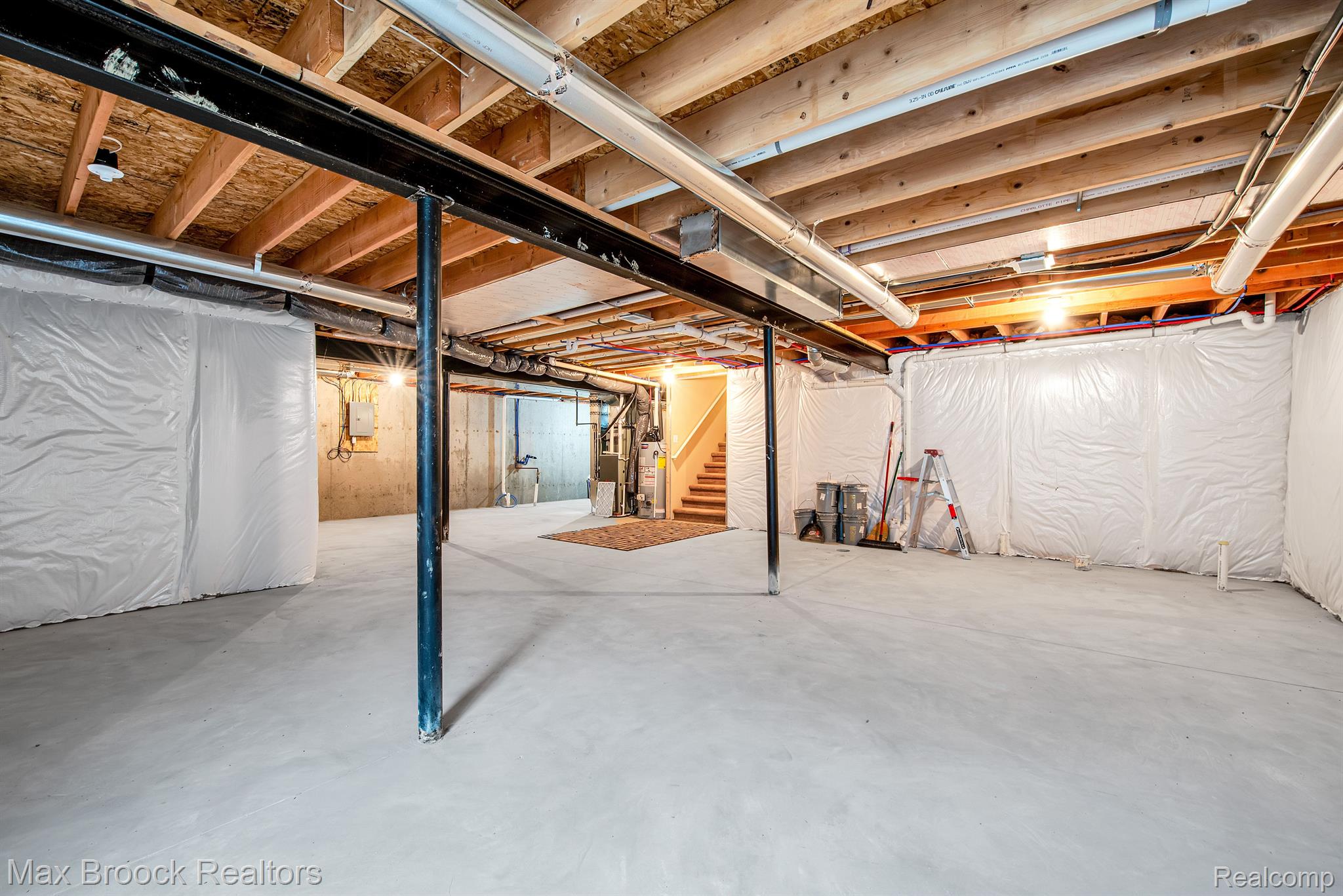 259 VICTORIA Drive