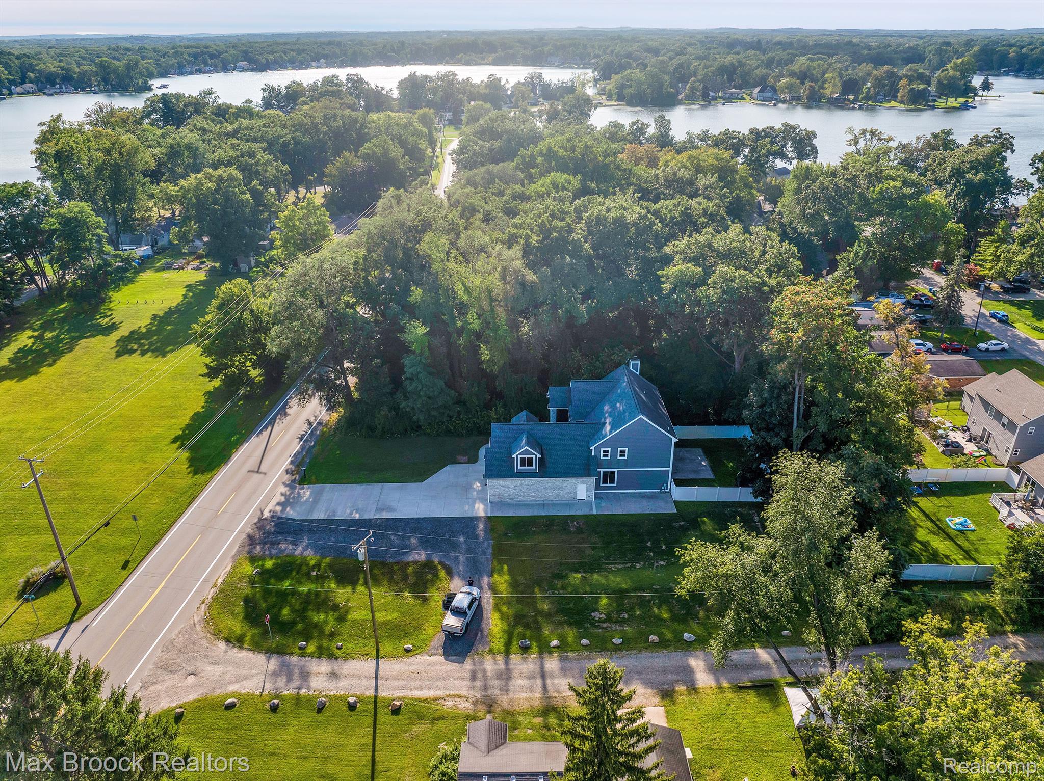 8330 COOLEY LAKE Road