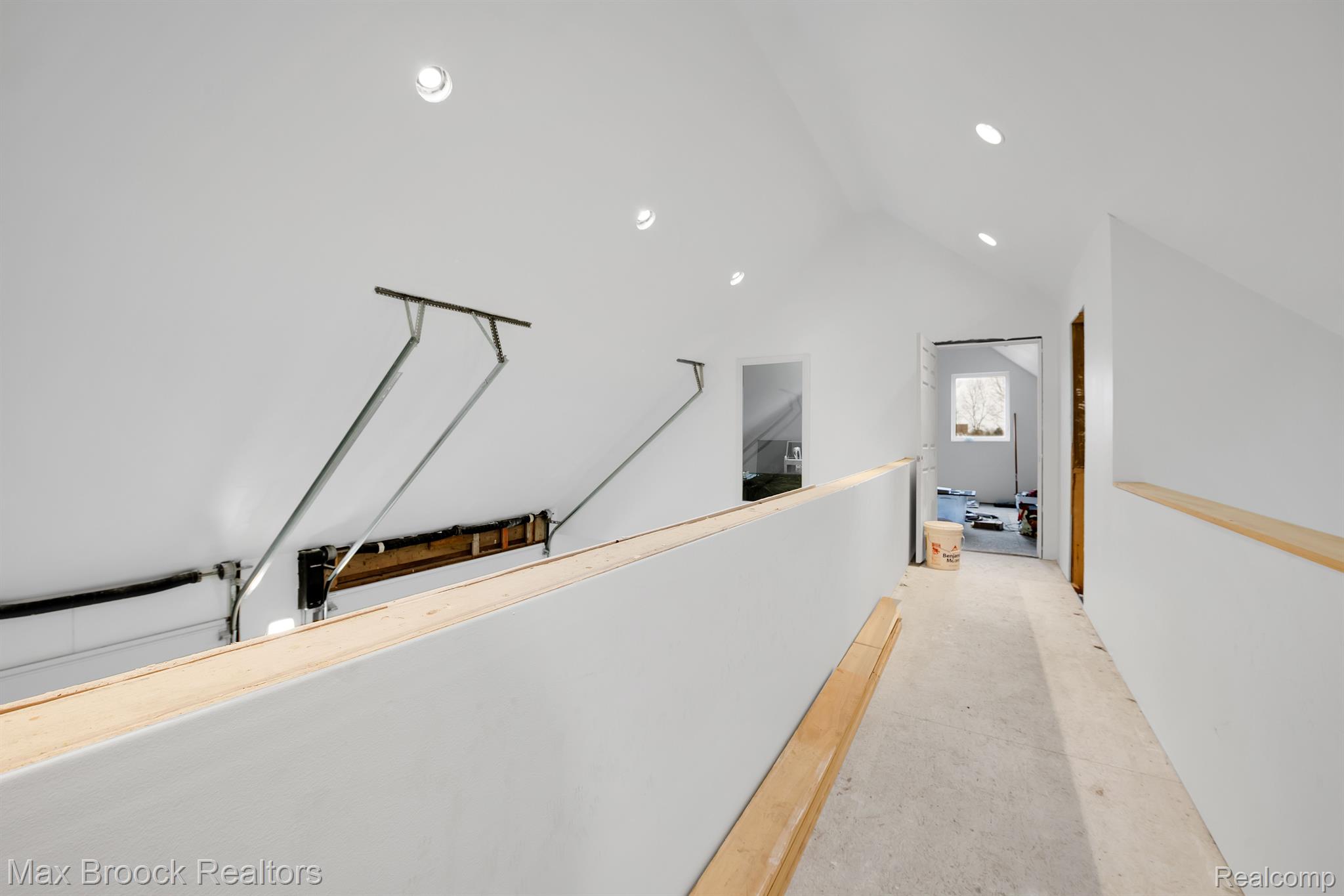 187 DARWIN Road