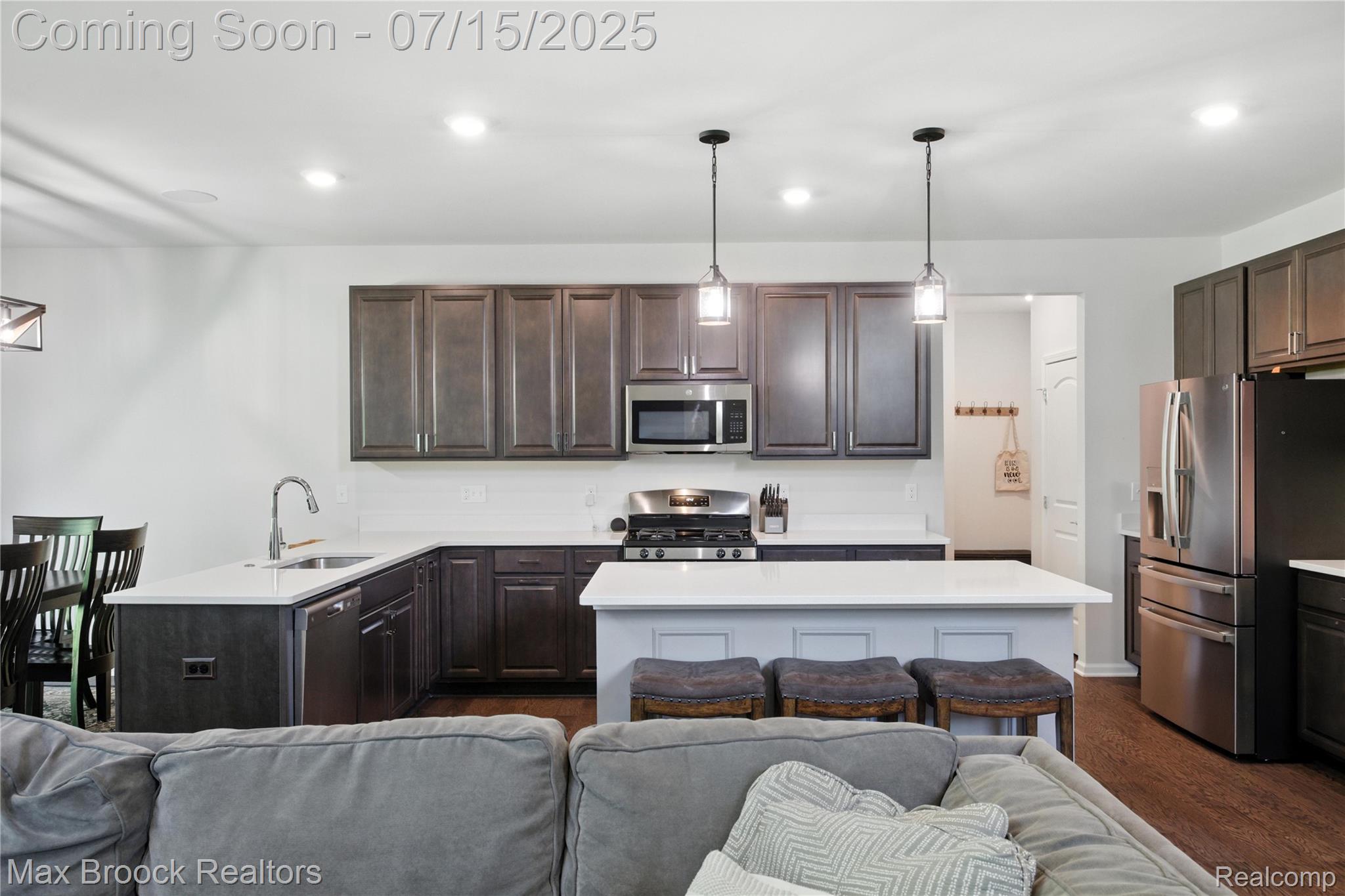 2799 GALLOP Way