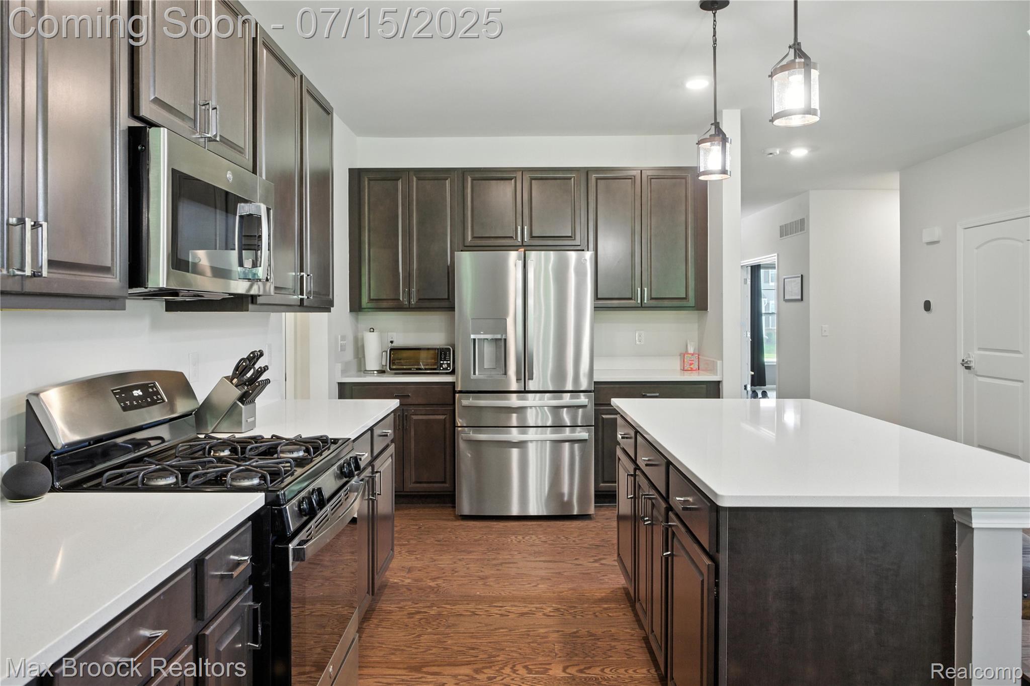2799 GALLOP Way