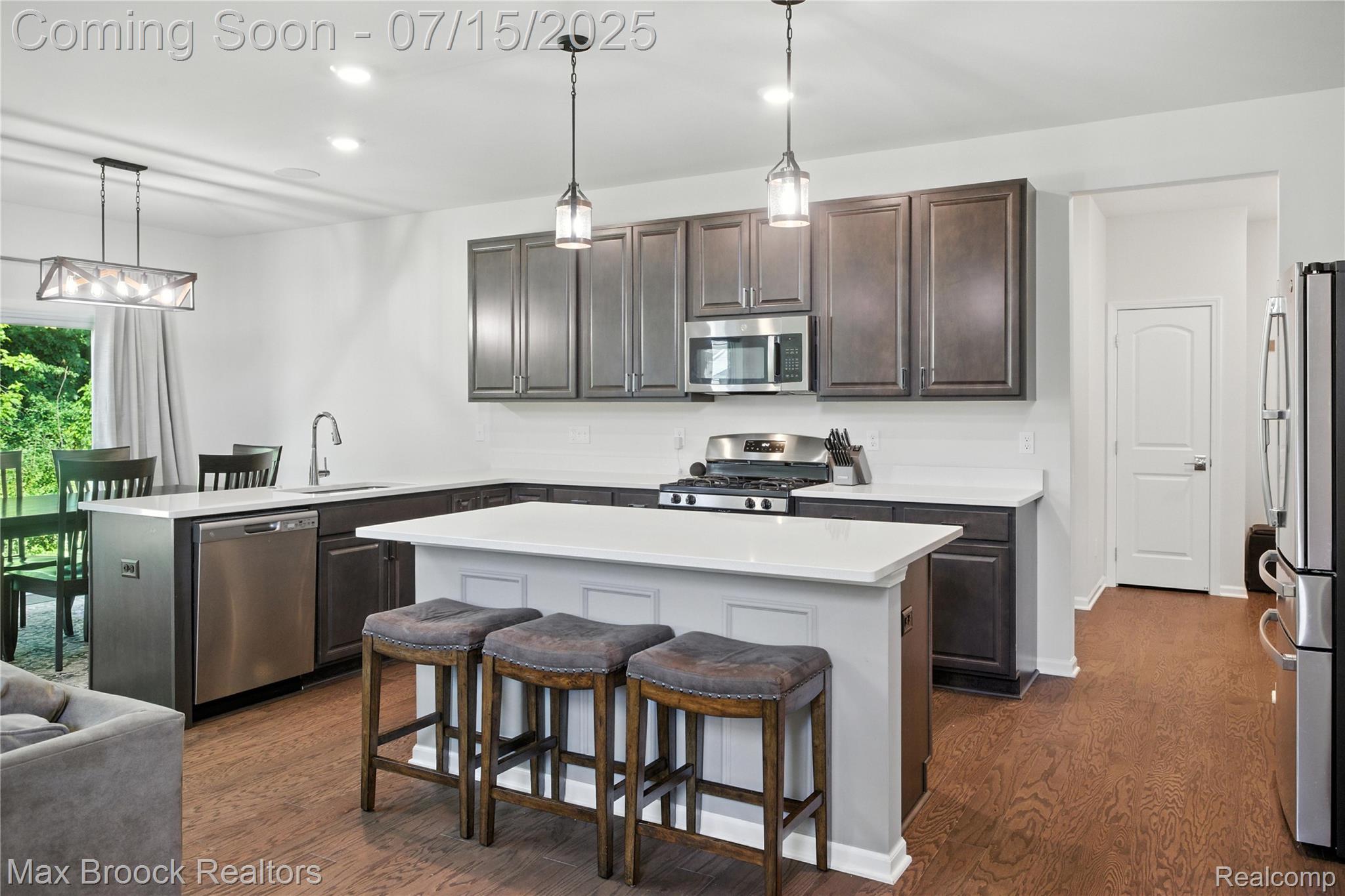 2799 GALLOP Way