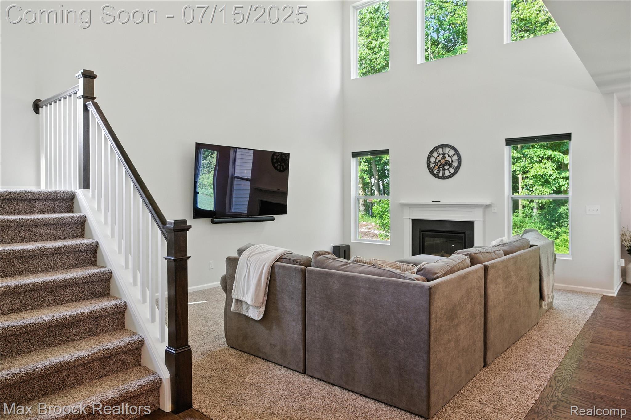 2799 GALLOP Way