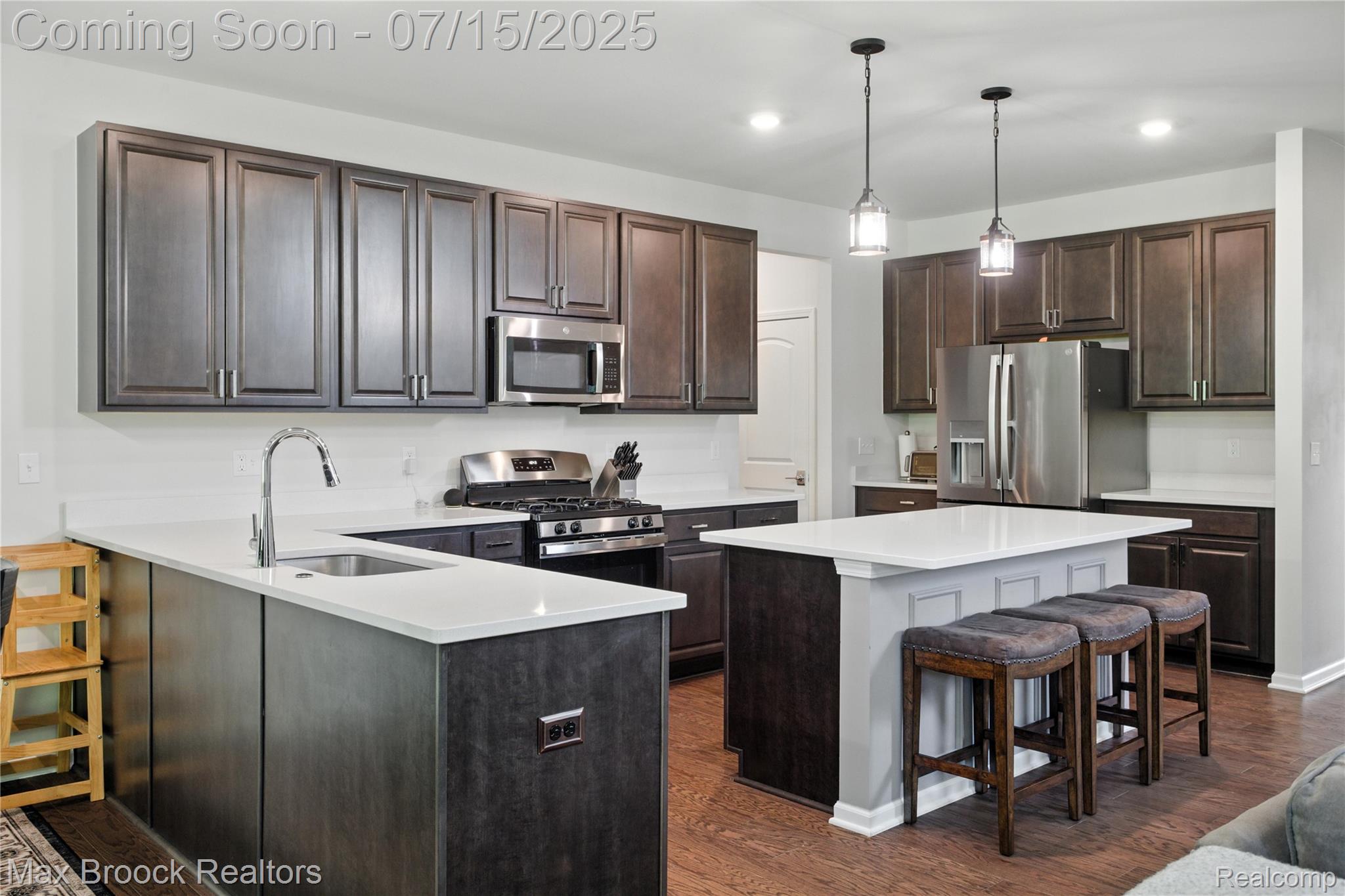 2799 GALLOP Way