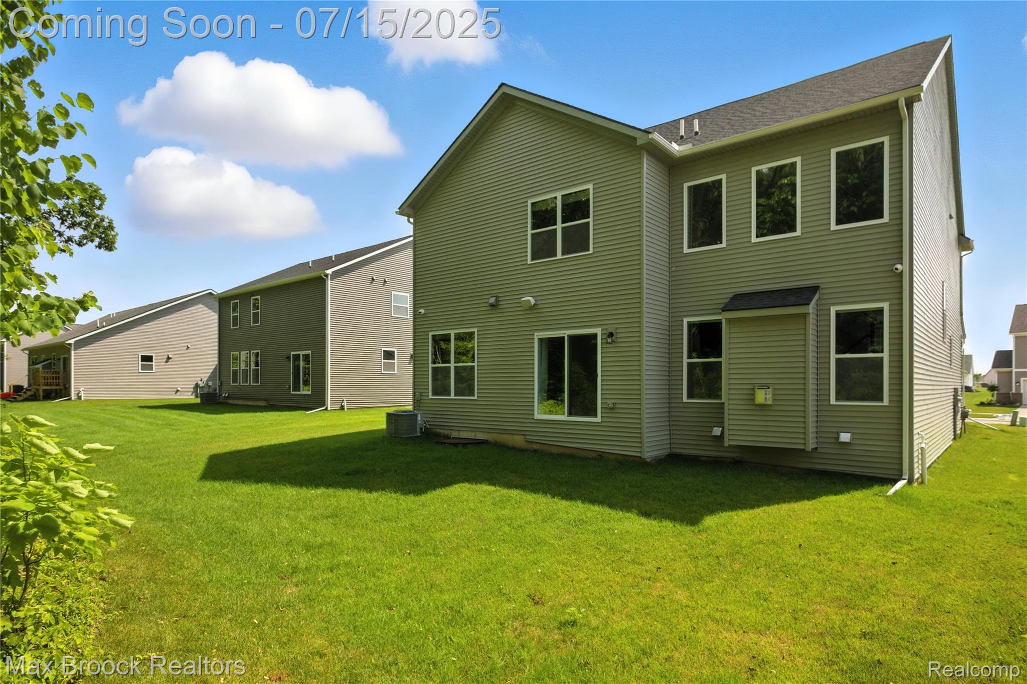2799 GALLOP Way