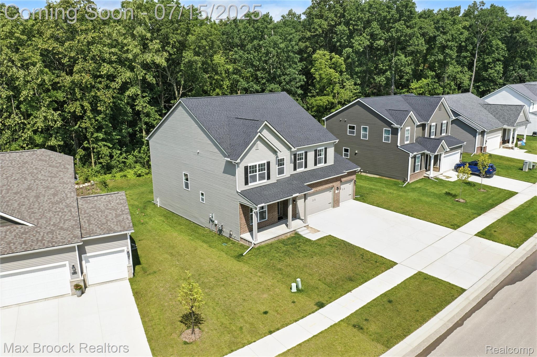 2799 GALLOP Way