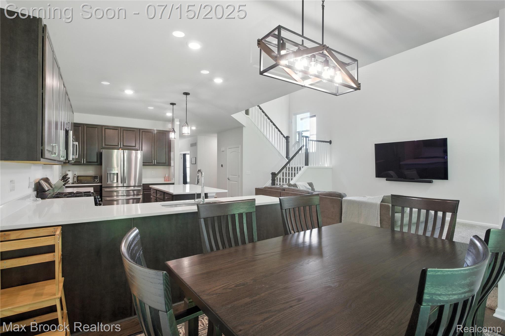 2799 GALLOP Way