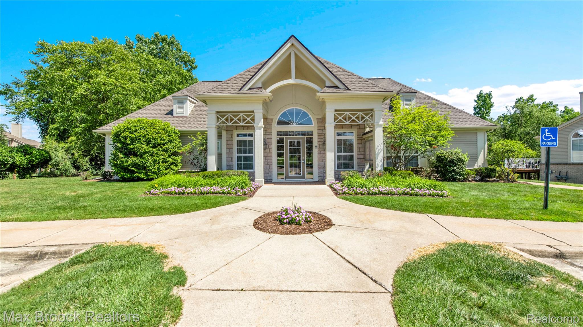 6612 Wabash Lane
