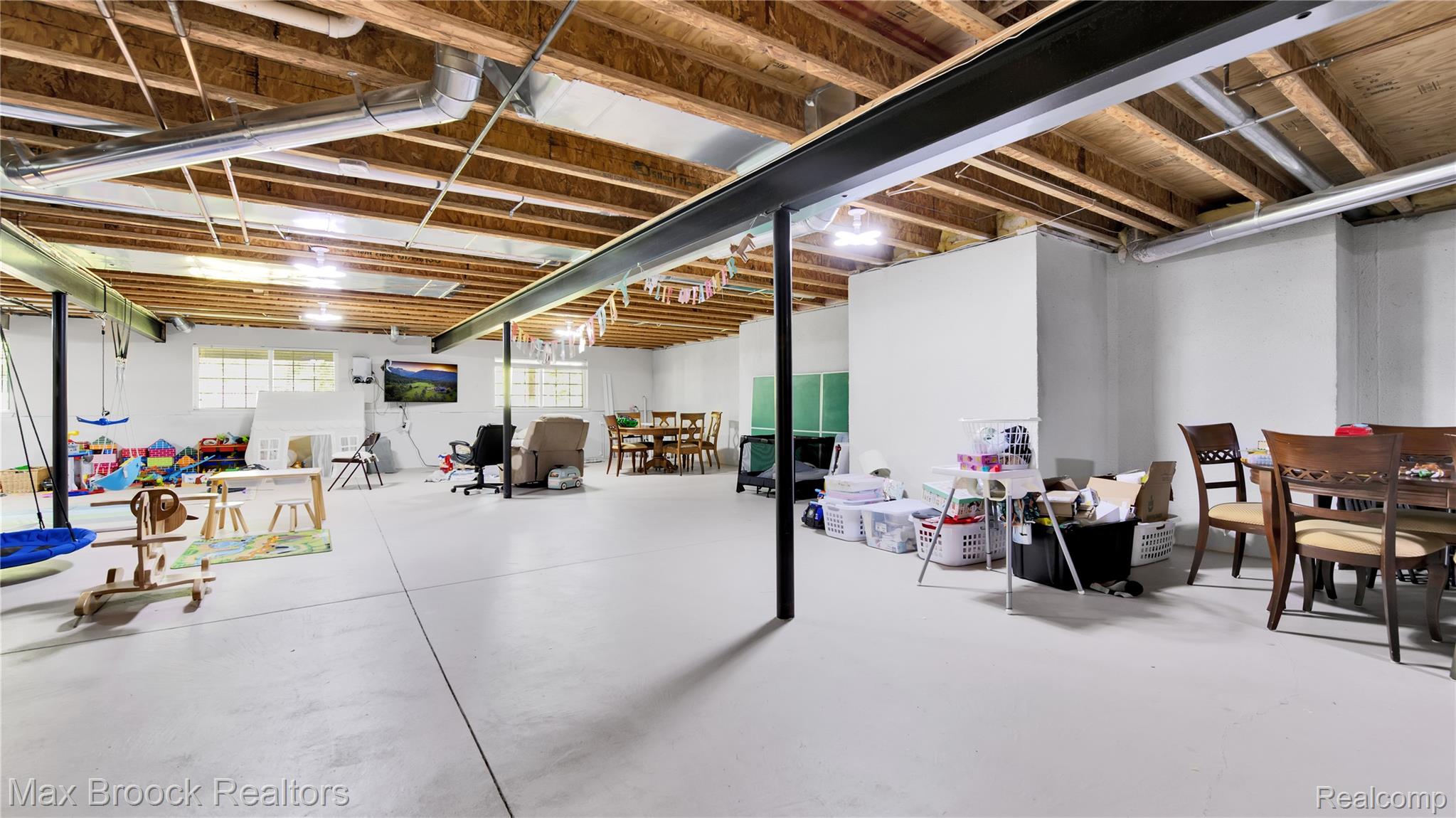 6612 Wabash Lane