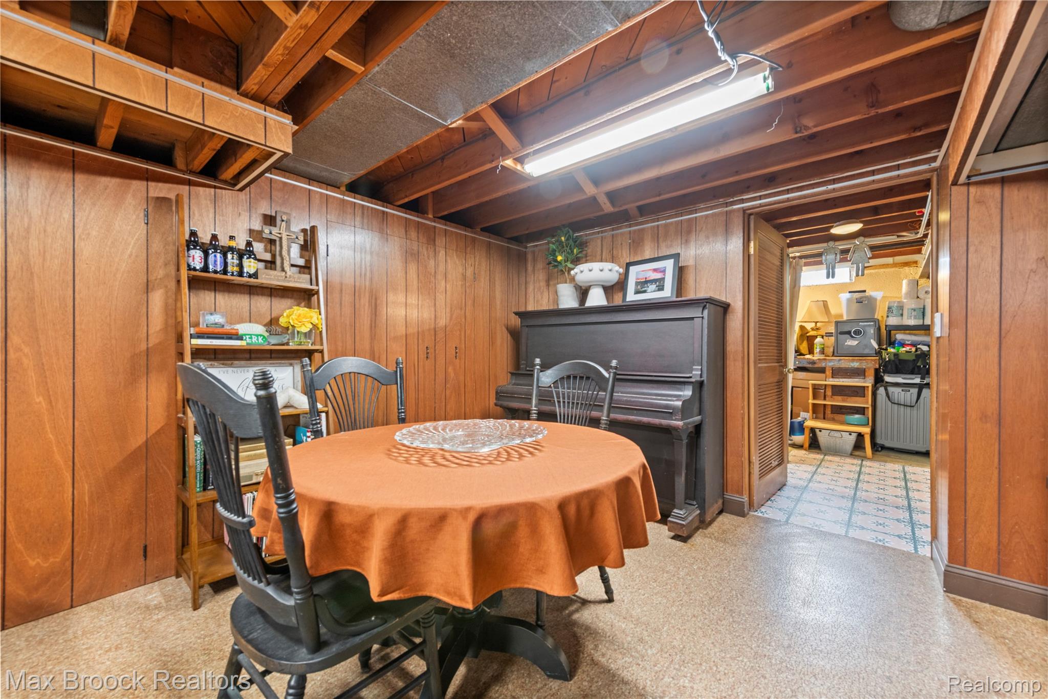 437 Meadow Lane