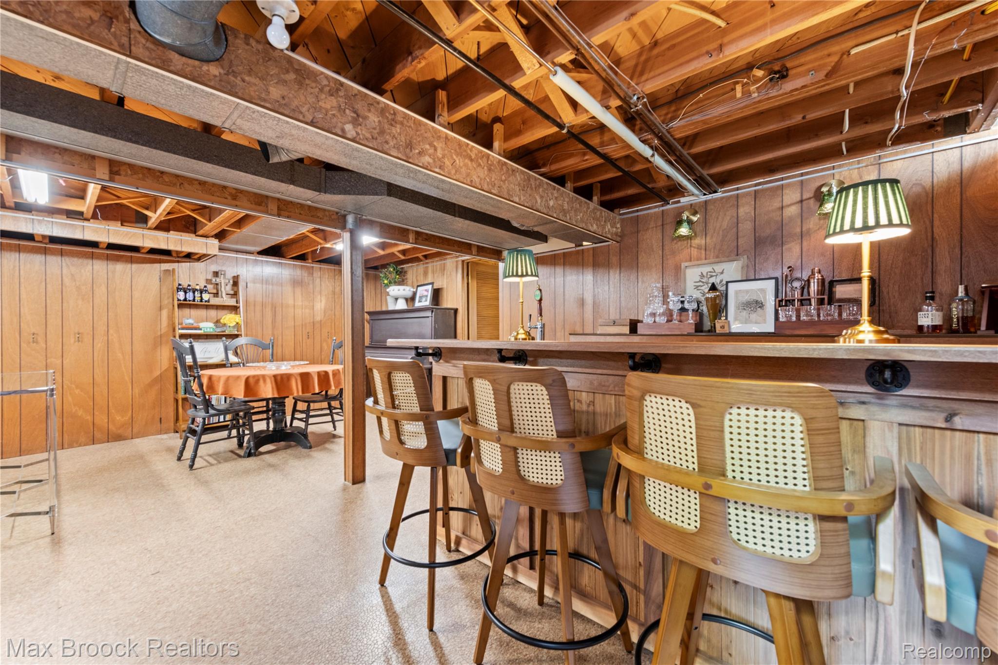 437 Meadow Lane