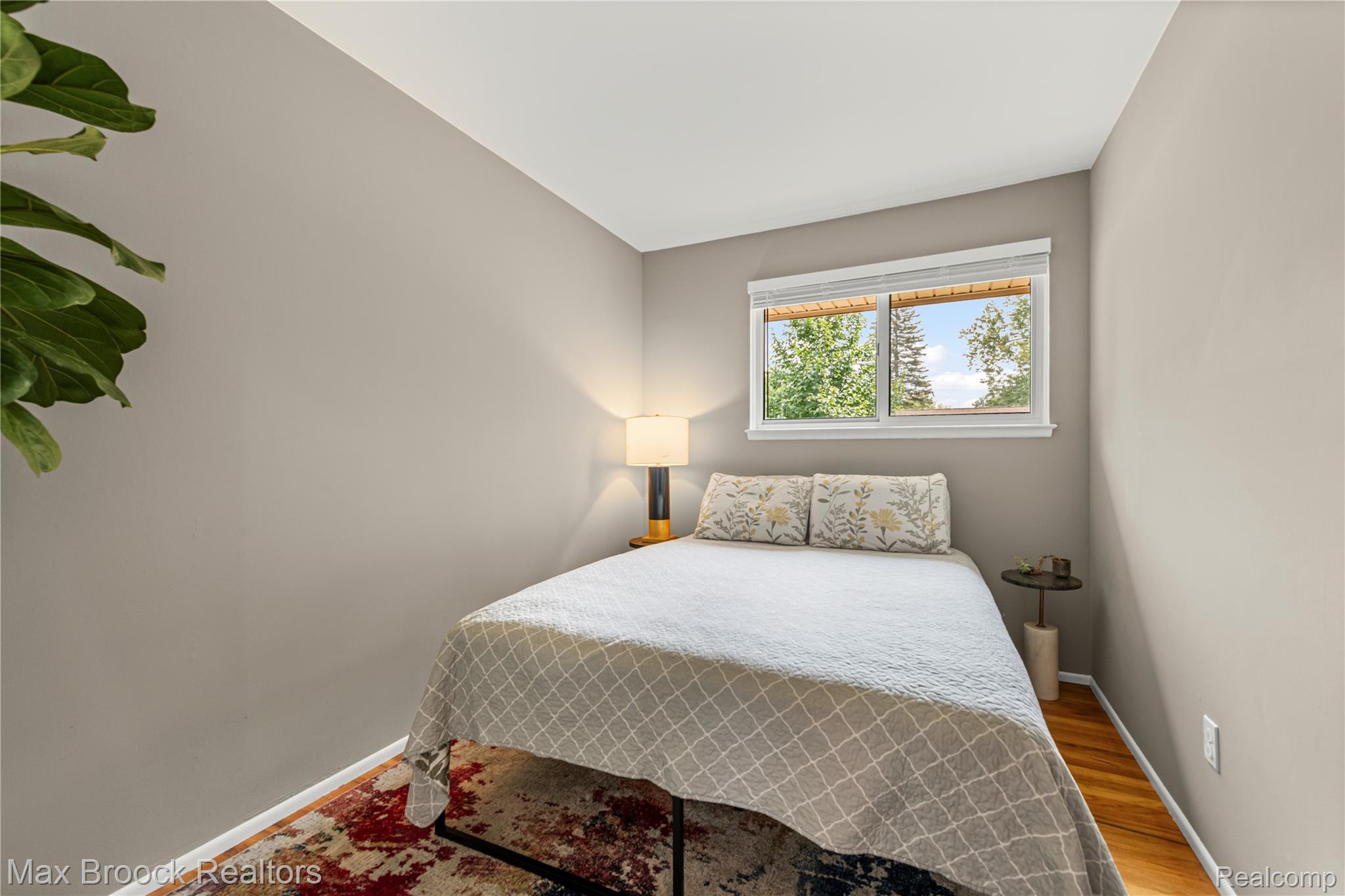 437 Meadow Lane