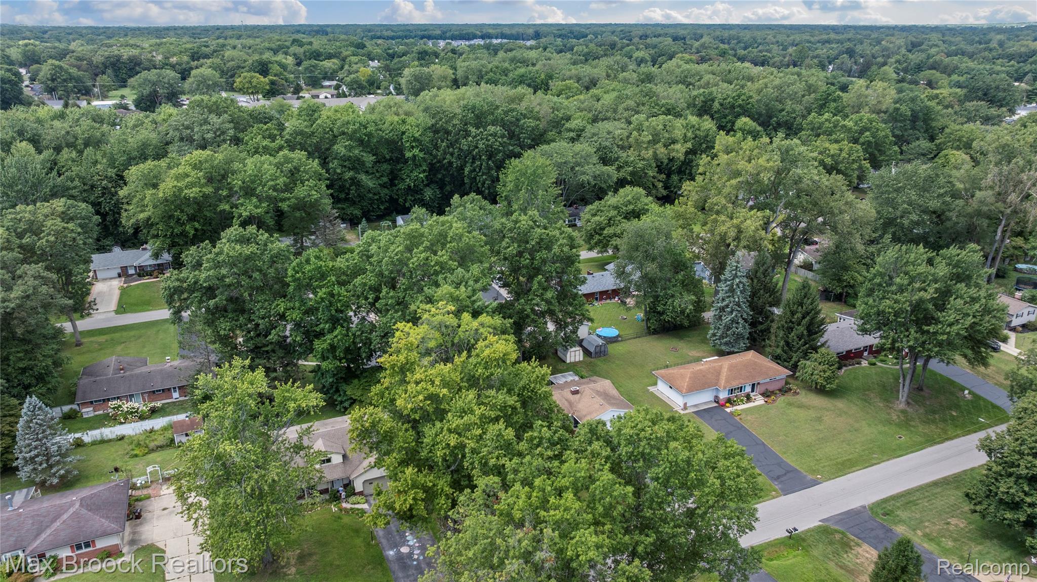 8071 Comanche Trail