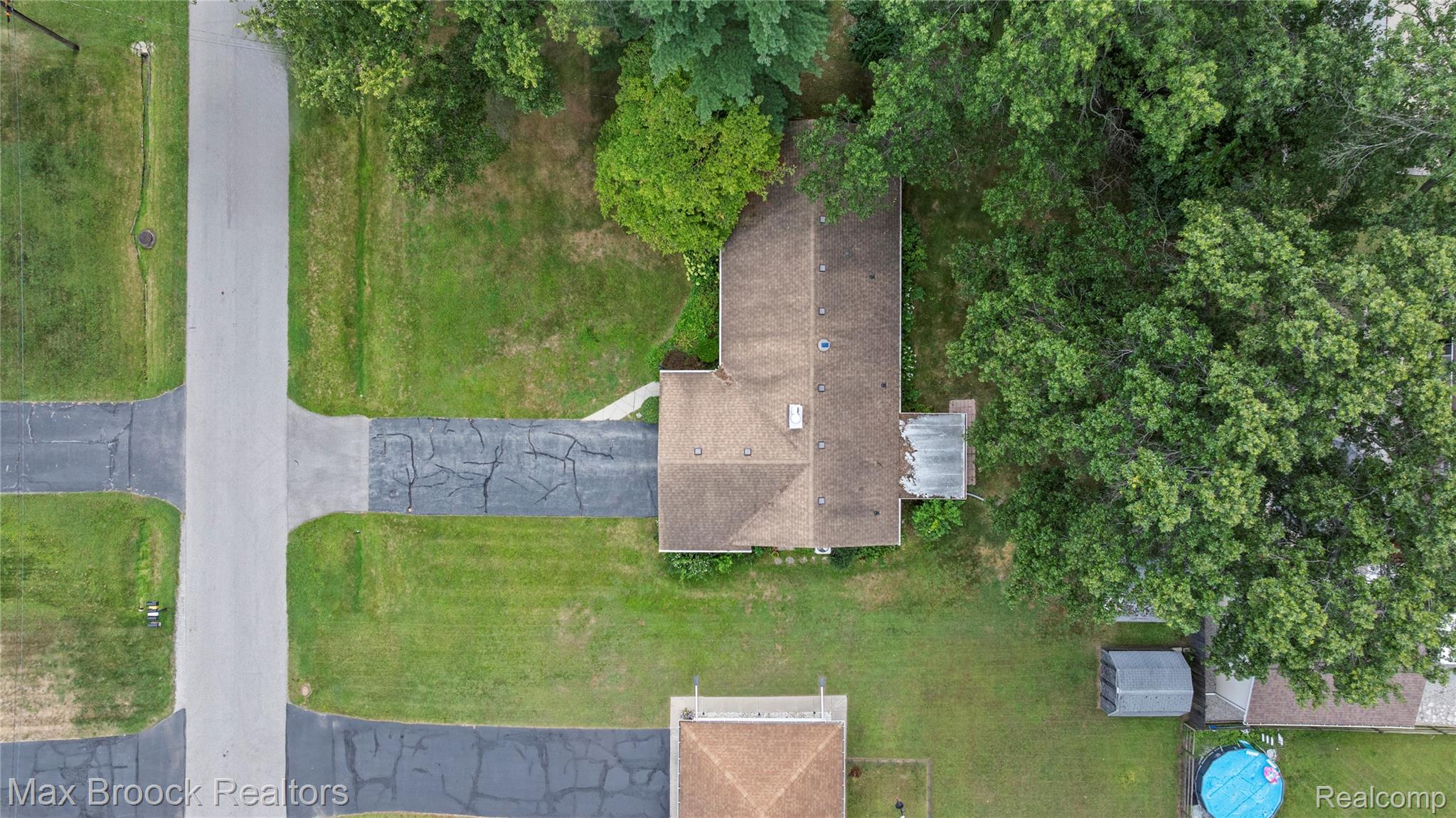 8071 Comanche Trail