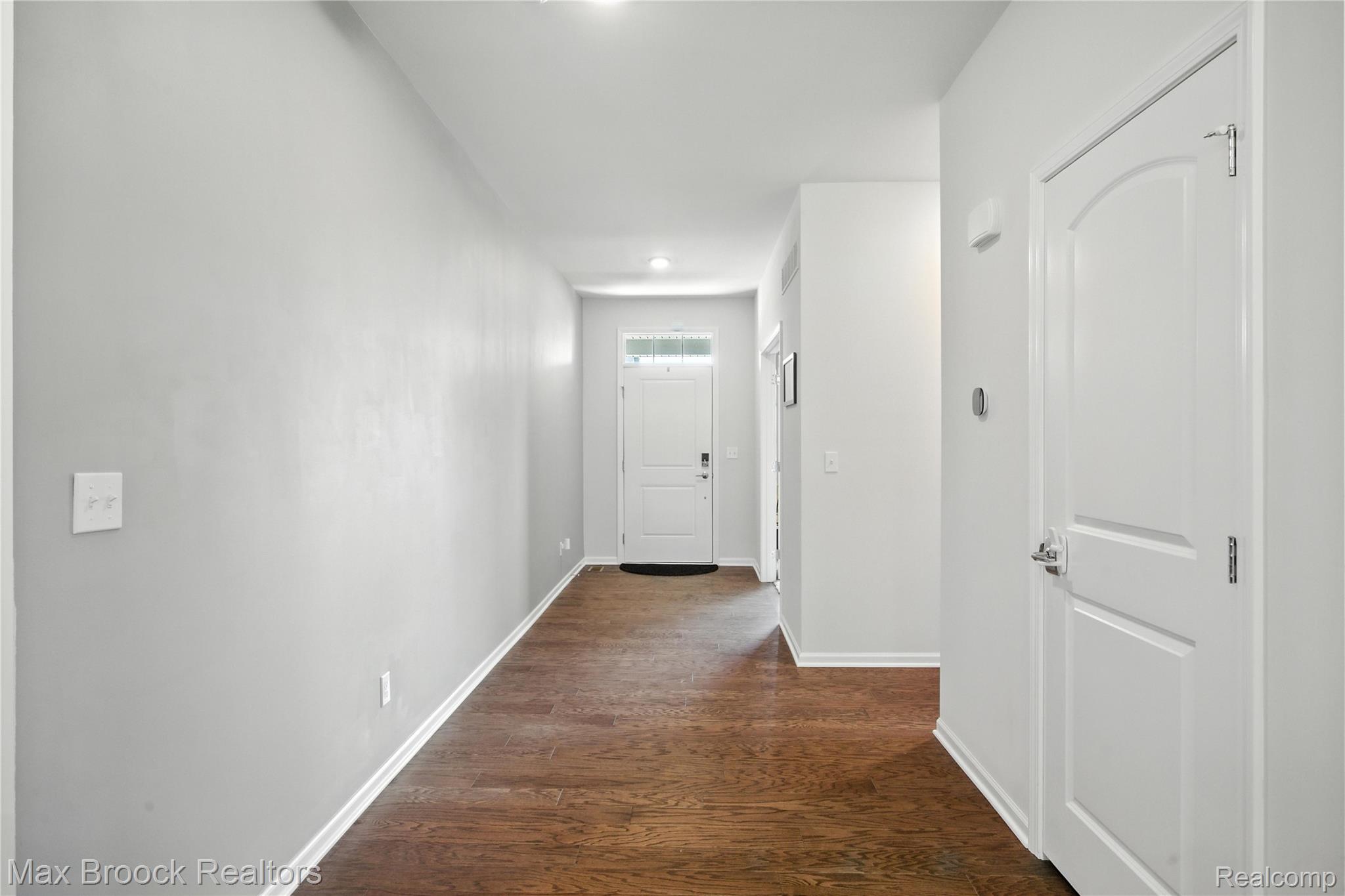 2799 GALLOP Way