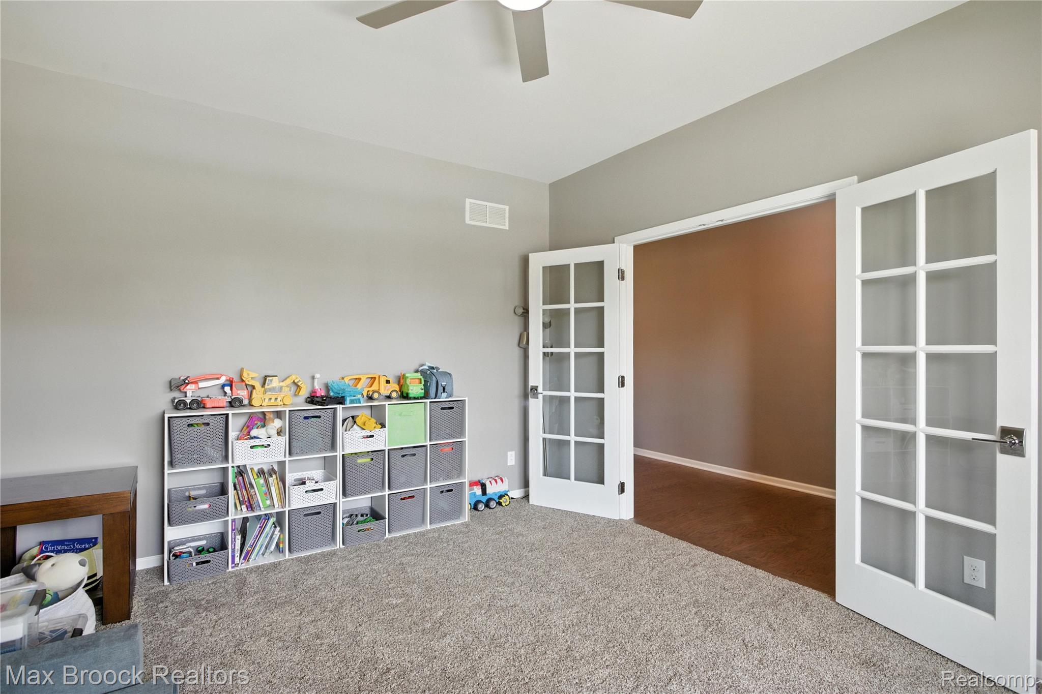 2799 GALLOP Way