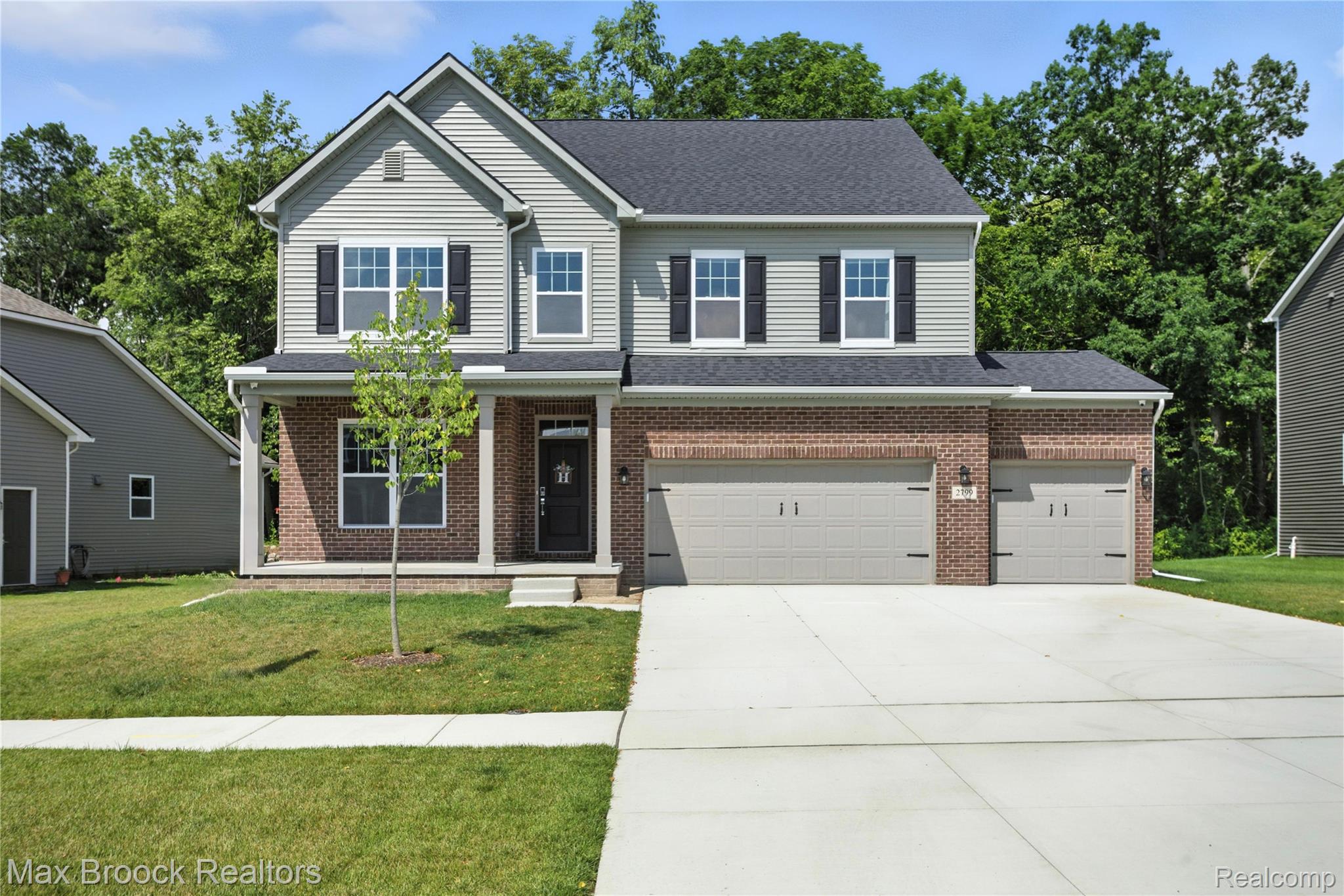 2799 GALLOP Way