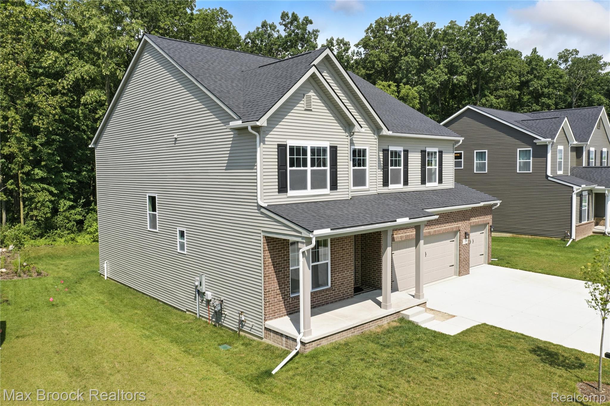 2799 GALLOP Way