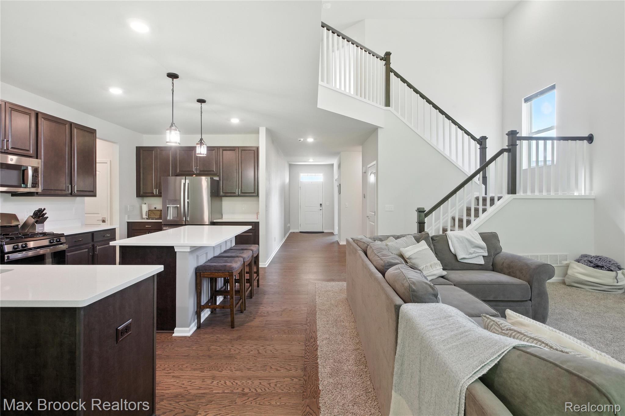 2799 GALLOP Way