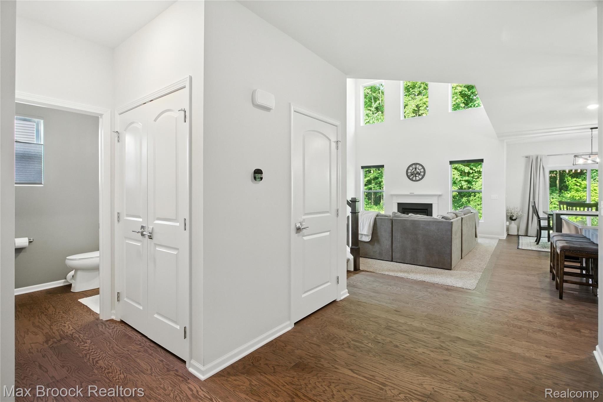 2799 GALLOP Way