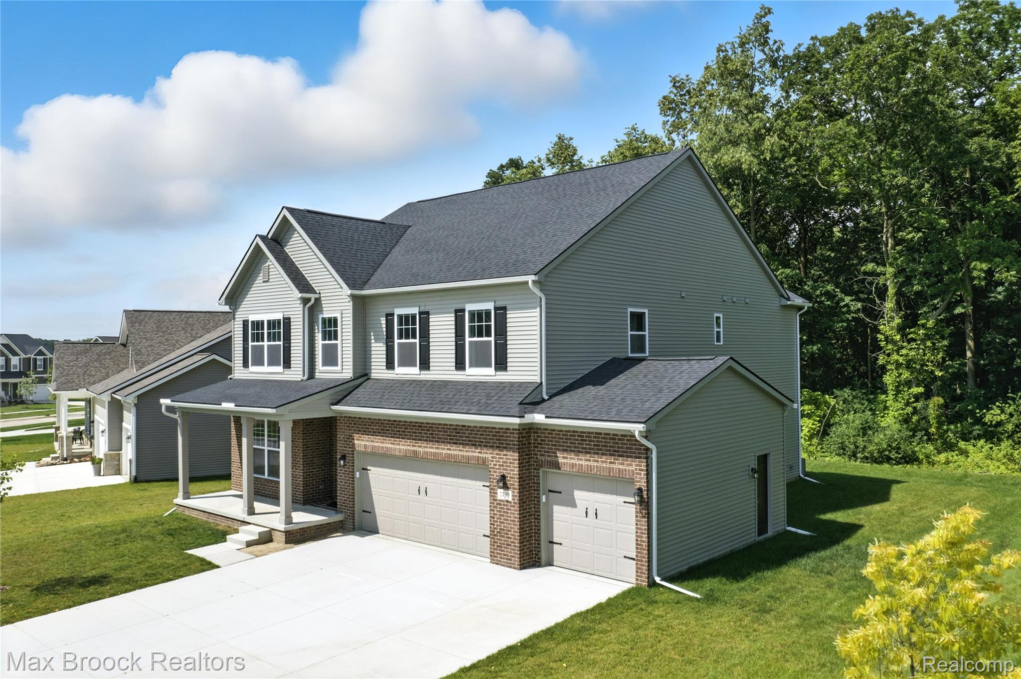 2799 GALLOP Way