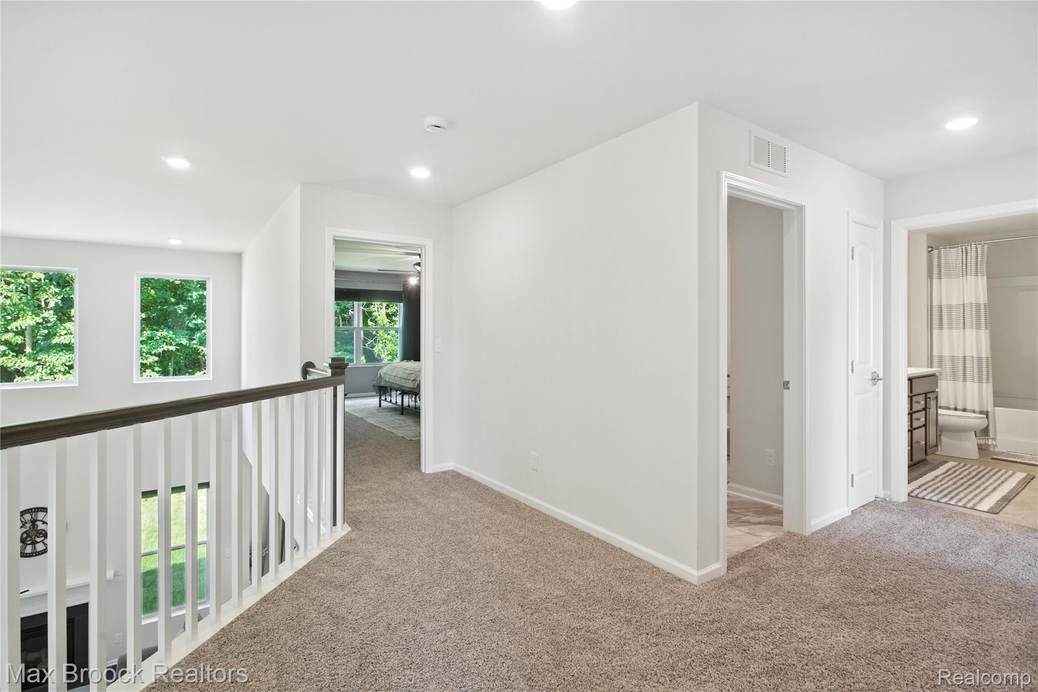 2799 GALLOP Way