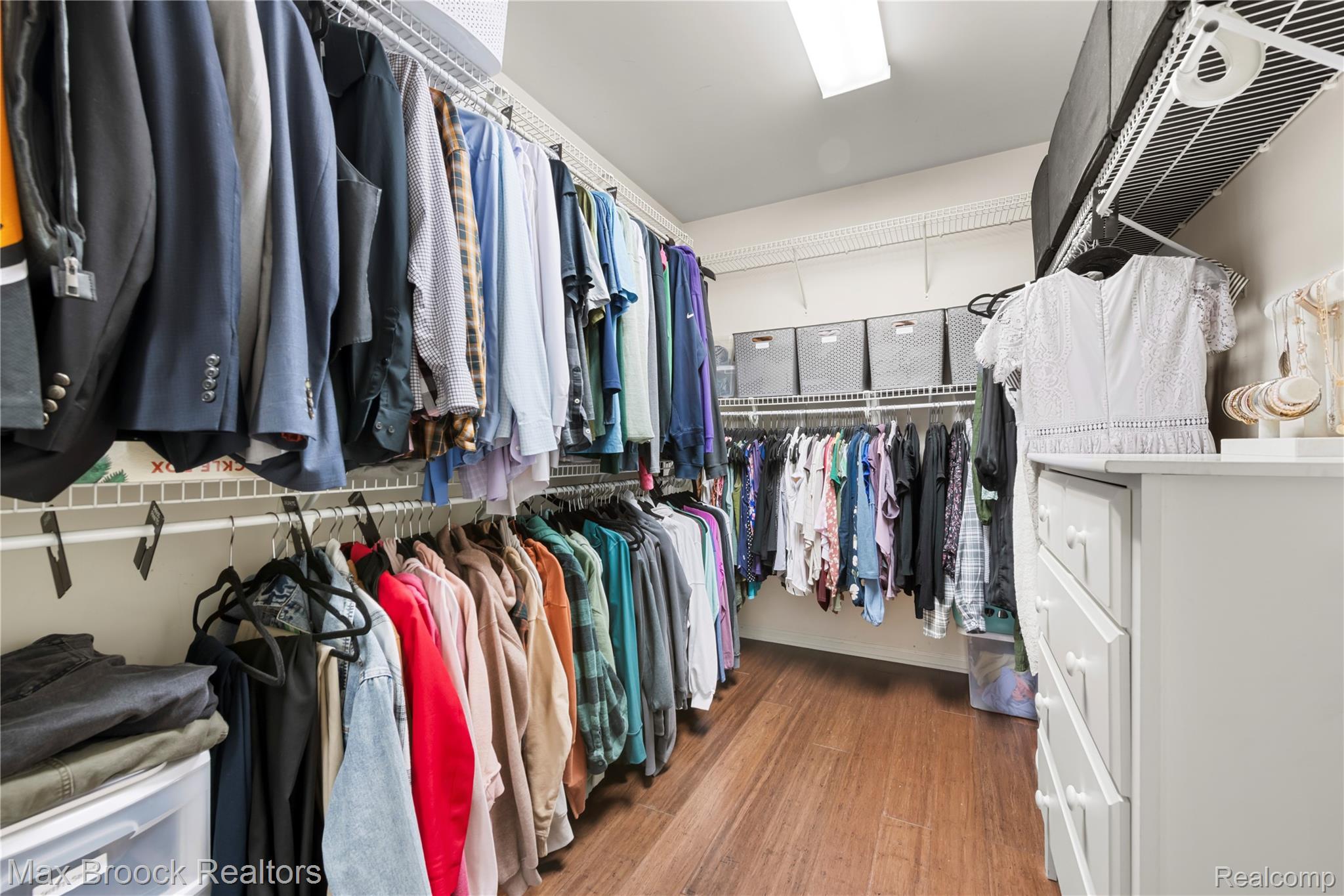 9894 High Meadow Drive