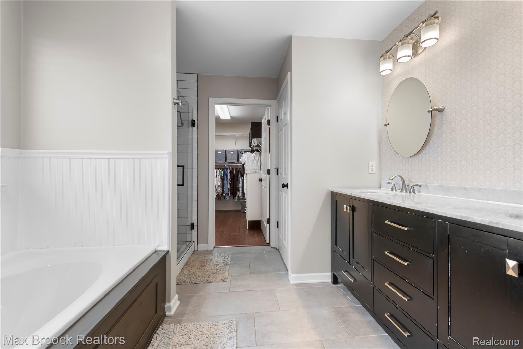 9894 High Meadow Drive