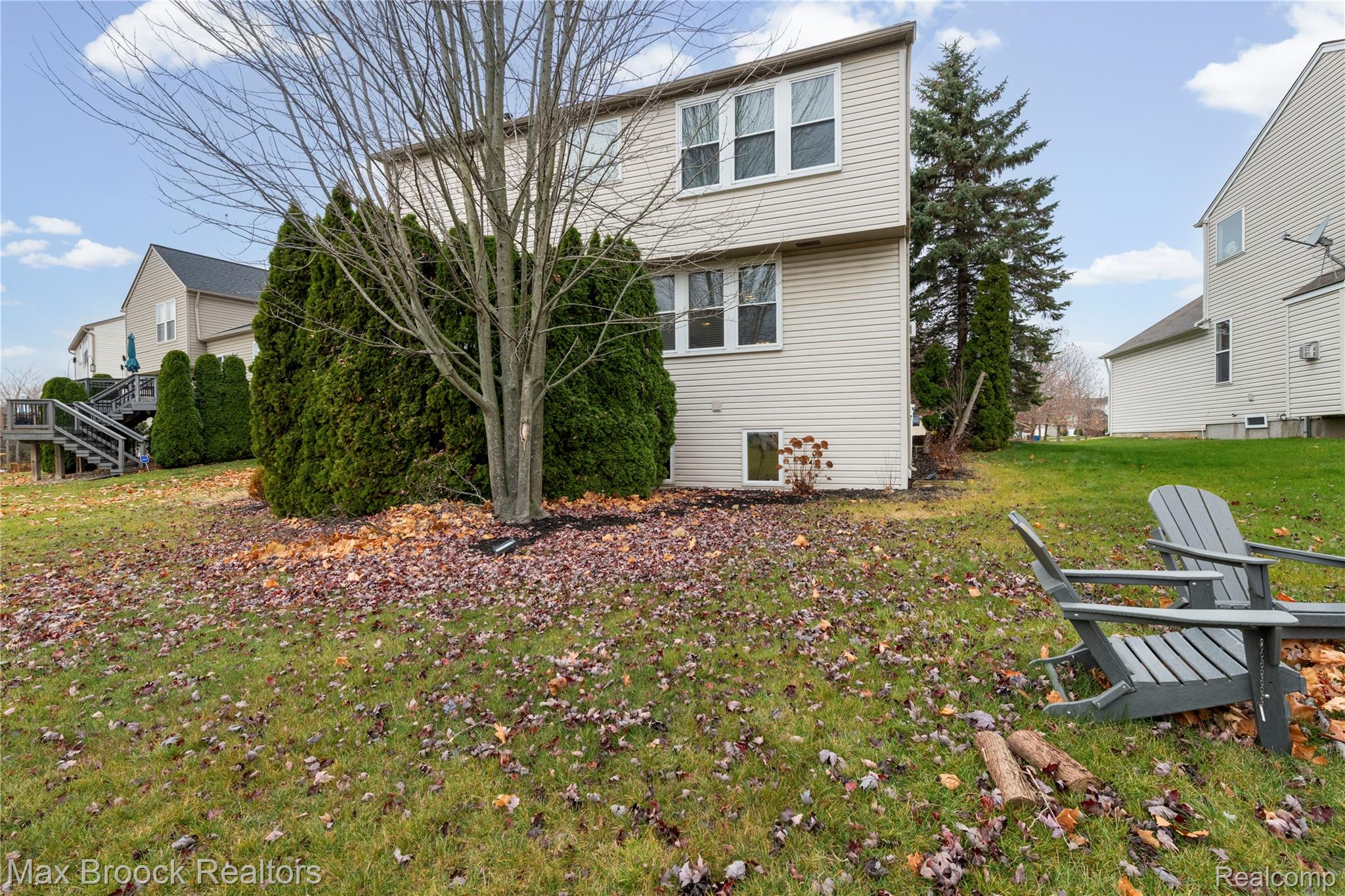 9894 High Meadow Drive