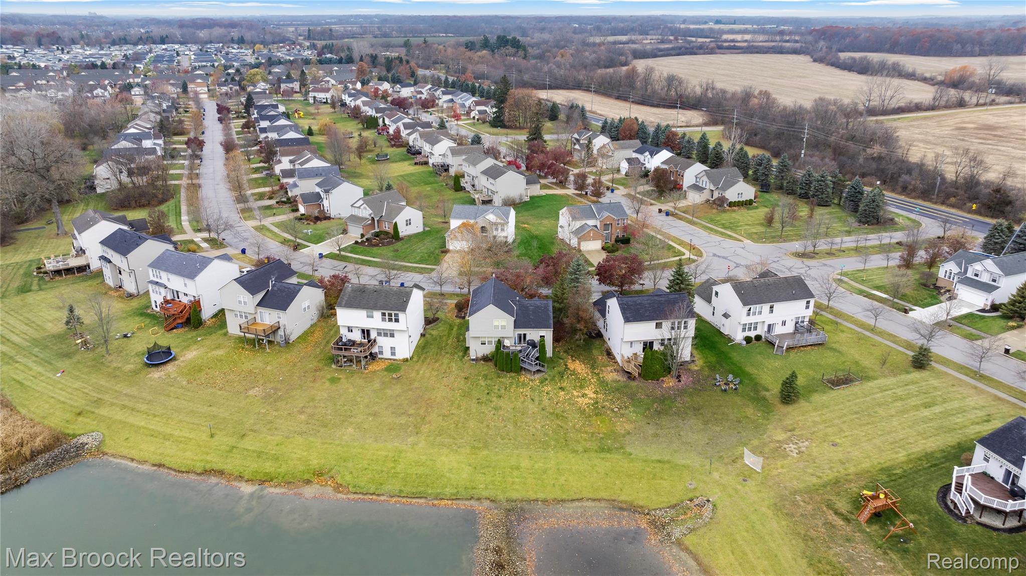 9894 High Meadow Drive