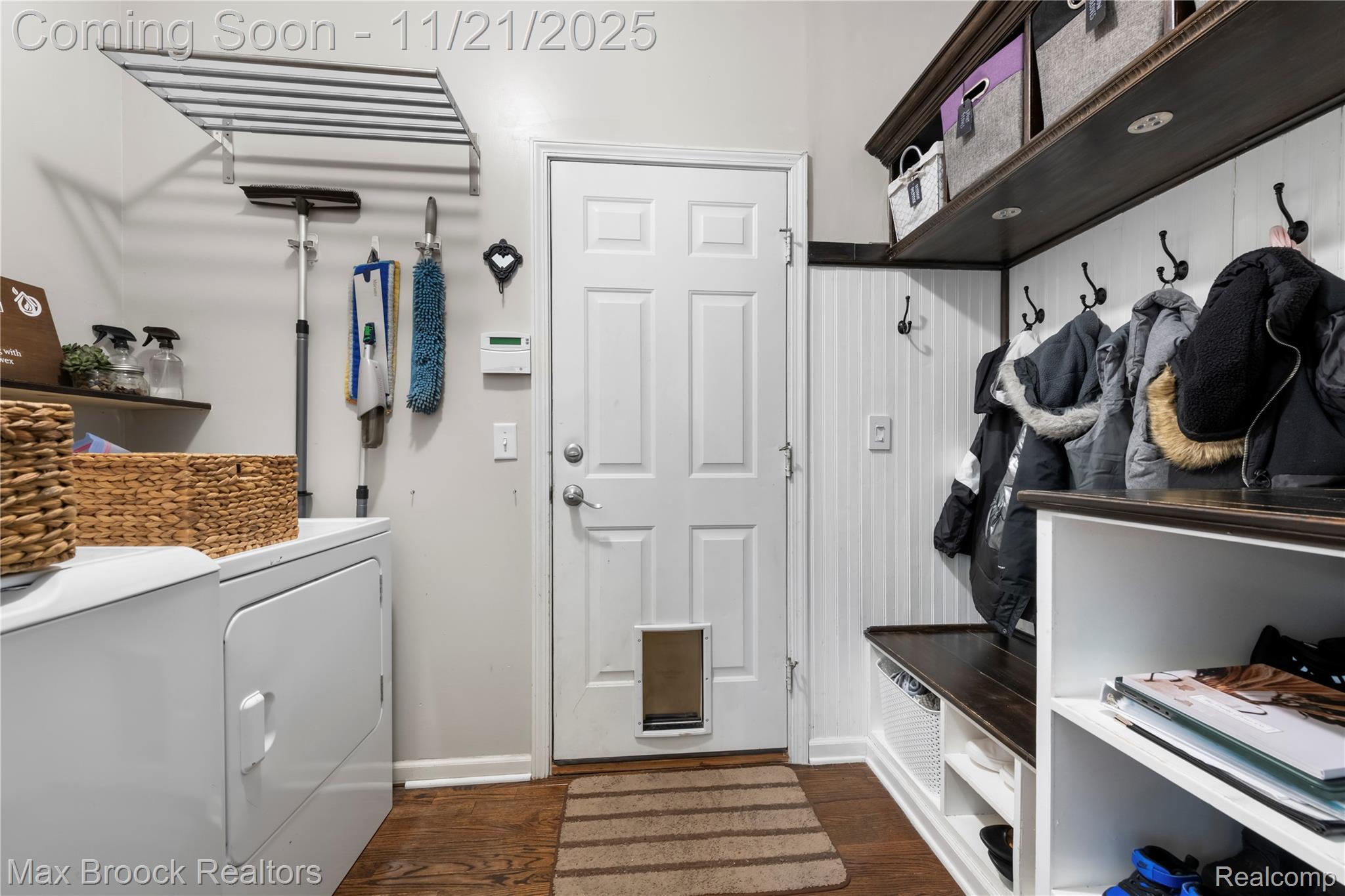 9894 High Meadow Drive