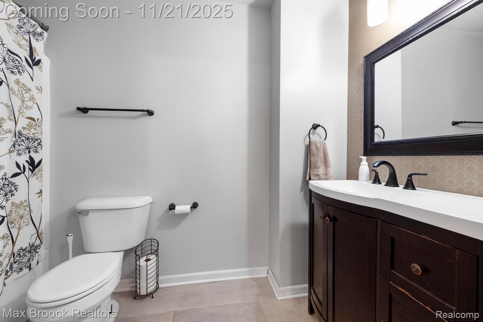 9894 High Meadow Drive