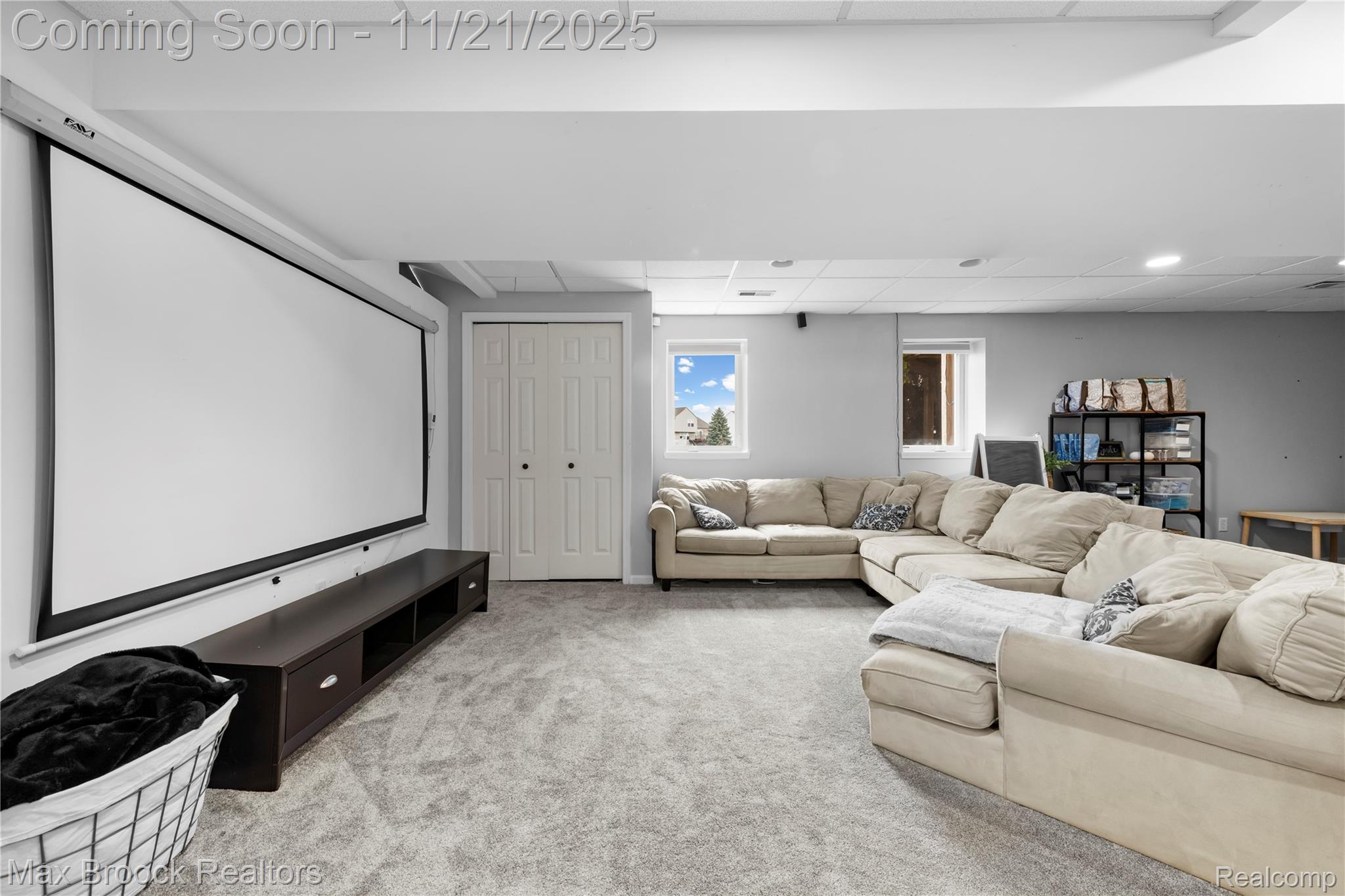 9894 High Meadow Drive